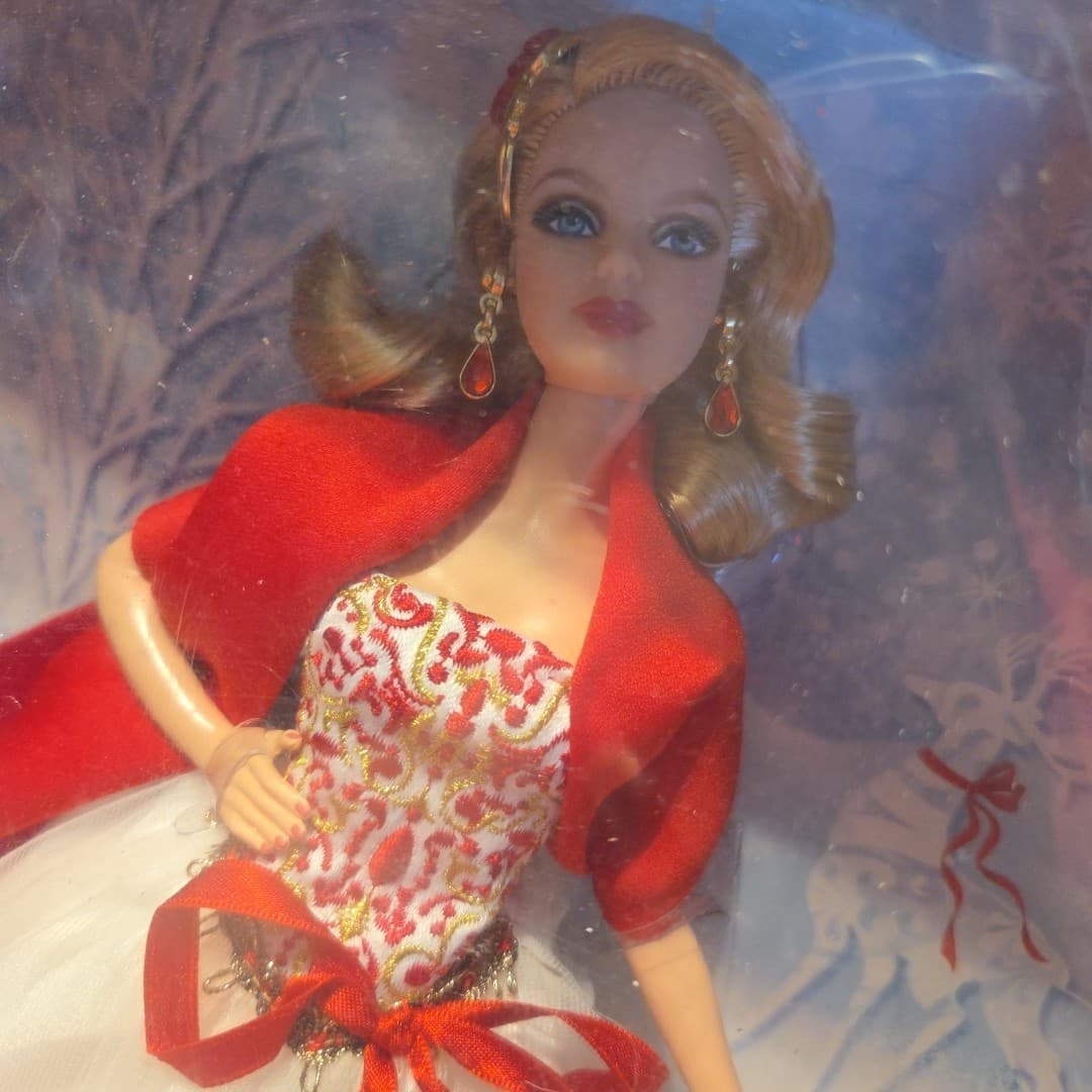 Barbie Doll Mattel "2010 Holiday Barbie" #R4545 NRFB 2009 - Thumbnail 2