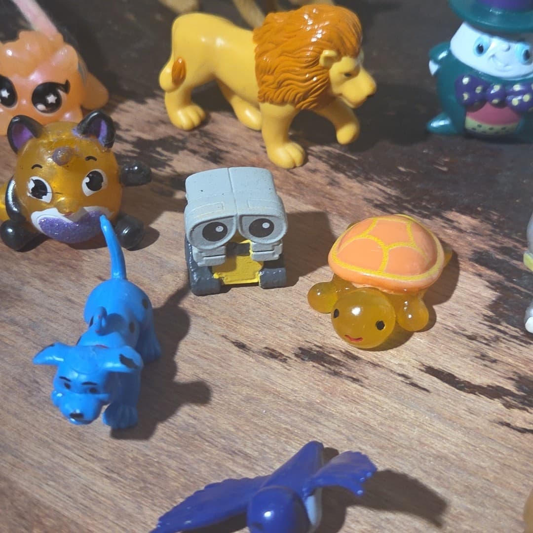 Mixed Bag Of Animal Toys And Figurines - Thumbnail 5