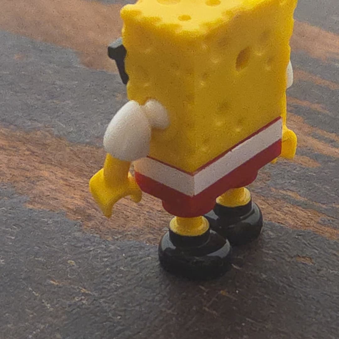 1.25" SPONGEBOB MINI FIGURE: FROM MEGA CONSTRUX BEACH RESORT- 2014 - Thumbnail 11