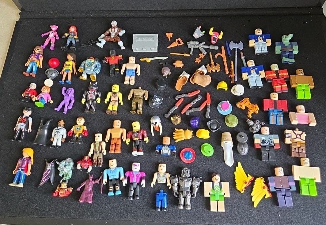 Mixed Lot: Roblox, Rikenbox, Brio, Megablok, Power Ranger, Fortnite, Playskool - Thumbnail 3