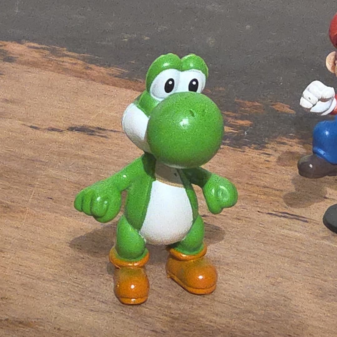 Mario Donkey Kong Yoshi Lot Of 4 Mini Figures Assorted - Thumbnail 2