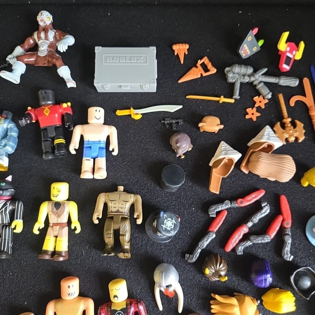 Mixed Lot: Roblox, Rikenbox, Brio, Megablok, Power Ranger, Fortnite, Playskool - Thumbnail 6