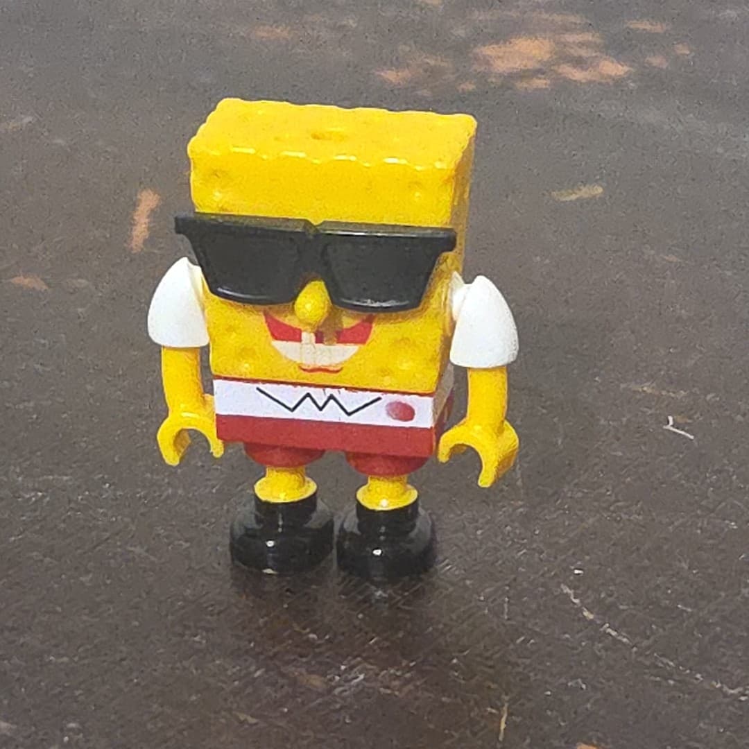 1.25" SPONGEBOB MINI FIGURE: FROM MEGA CONSTRUX BEACH RESORT- 2014 - Thumbnail 6