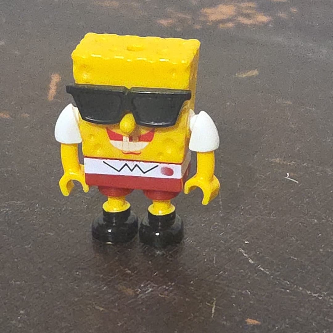 1.25" SPONGEBOB MINI FIGURE: FROM MEGA CONSTRUX BEACH RESORT- 2014 - Thumbnail 7