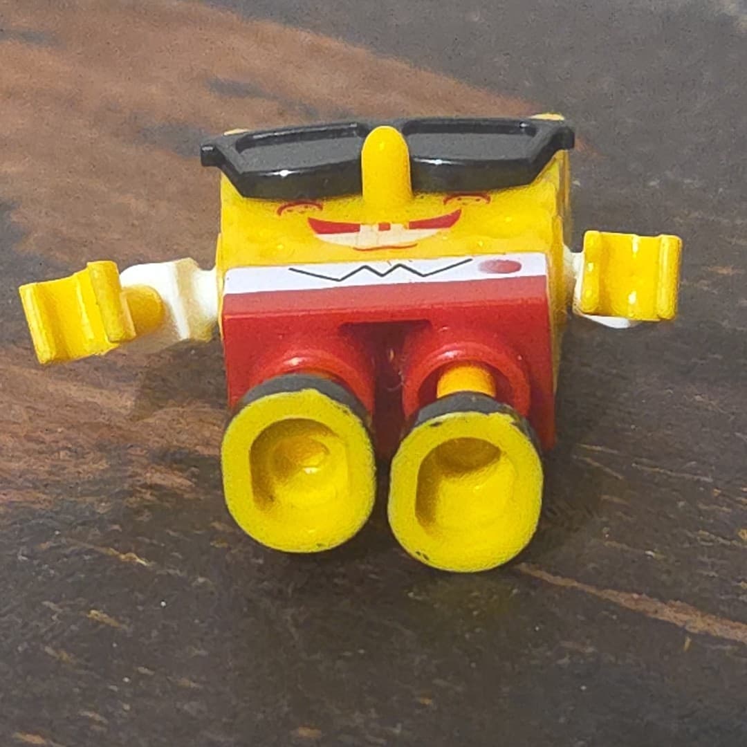 1.25" SPONGEBOB MINI FIGURE: FROM MEGA CONSTRUX BEACH RESORT- 2014 - Thumbnail 8