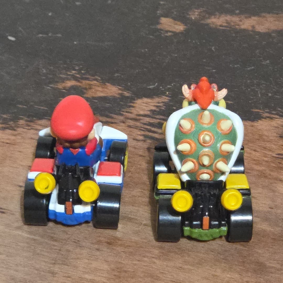 6pcs Super Mario Bros Figures & Hotwheels: Bowser, Mario, Yoshi, plus more - Thumbnail 11
