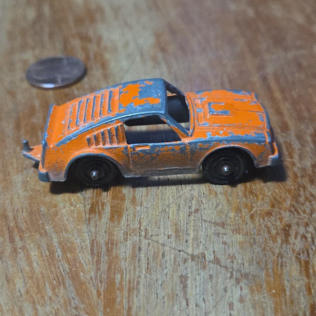 Vintage TootsieToy Orange FORD MUSTANG Fastback Chicago Diecast Toy Sports Car - Thumbnail 5