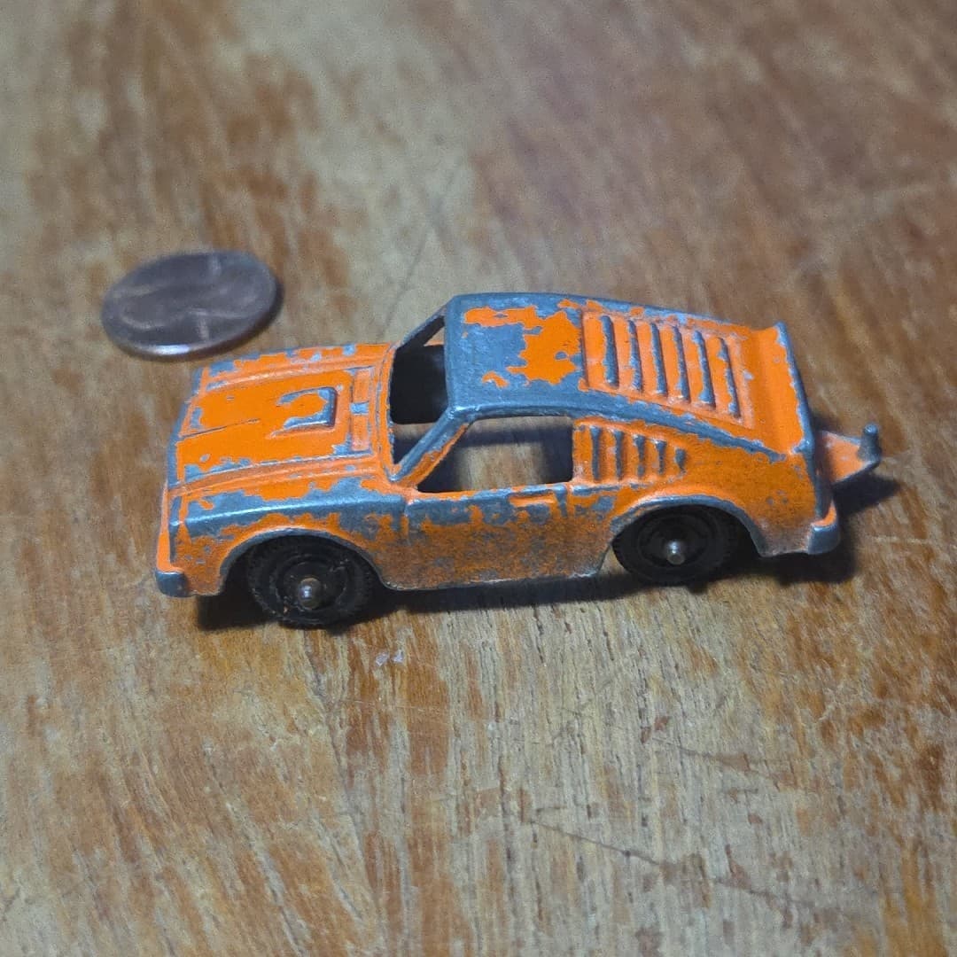 Vintage TootsieToy Orange FORD MUSTANG Fastback Chicago Diecast Toy Sports Car - Thumbnail 6
