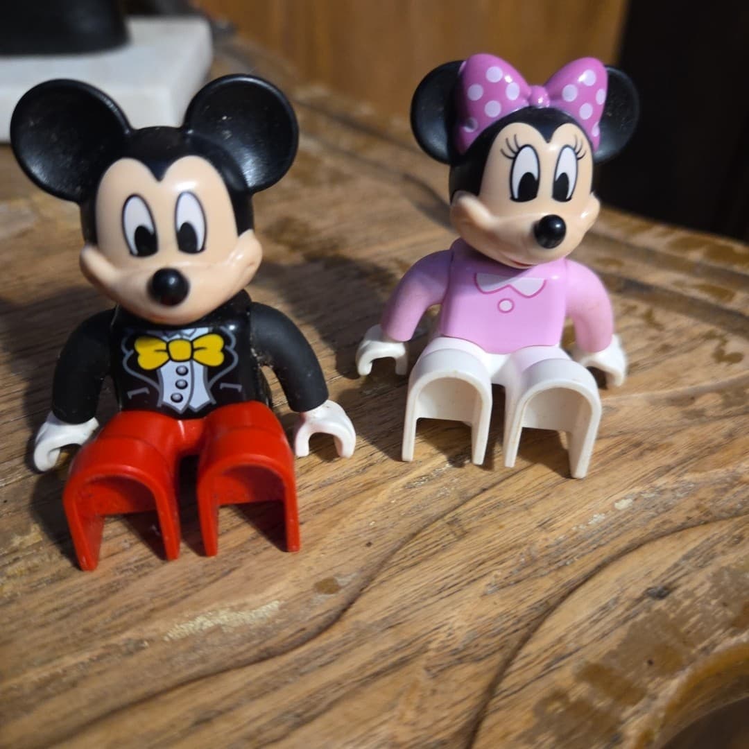Lego Duplo Mickey & Minnie Mouse Clubhouse Figures Parade - Thumbnail 5