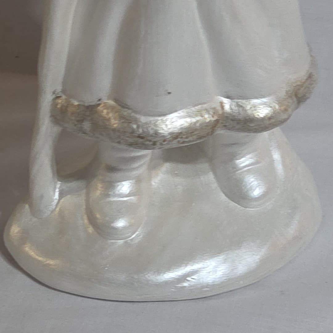Vintage Ceramic Santa Claus Pearlized Figurine Christmas Tree Holiday Decor - Thumbnail 11