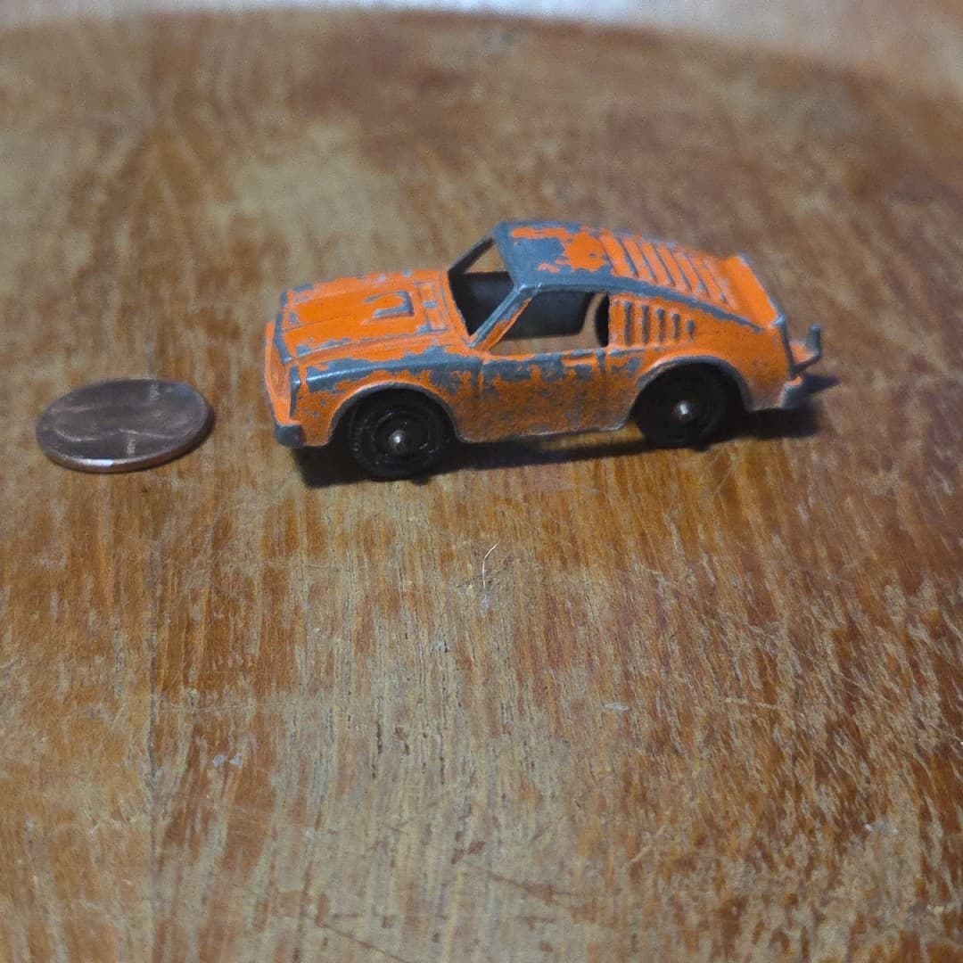 Vintage TootsieToy Orange FORD MUSTANG Fastback Chicago Diecast Toy Sports Car - Thumbnail 2