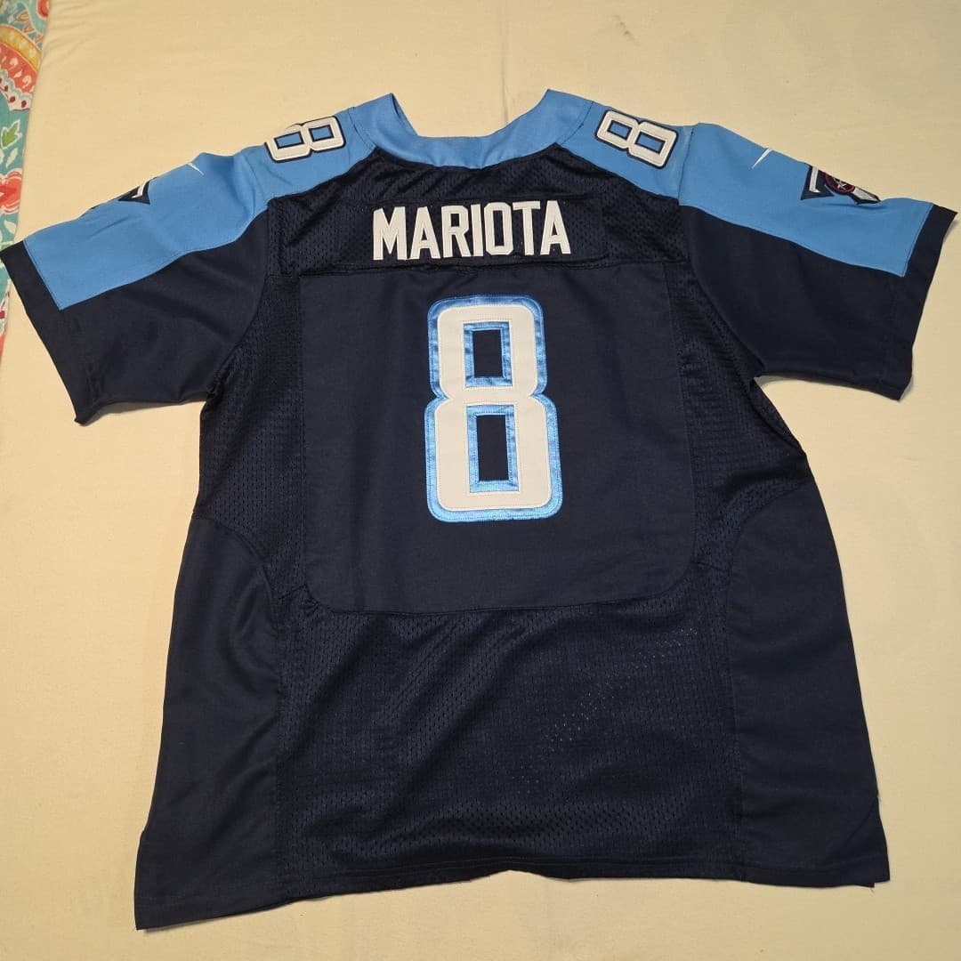 Marcus Mariota Nike #8 Tennessee Titans Jersey Size 52 - Thumbnail 2