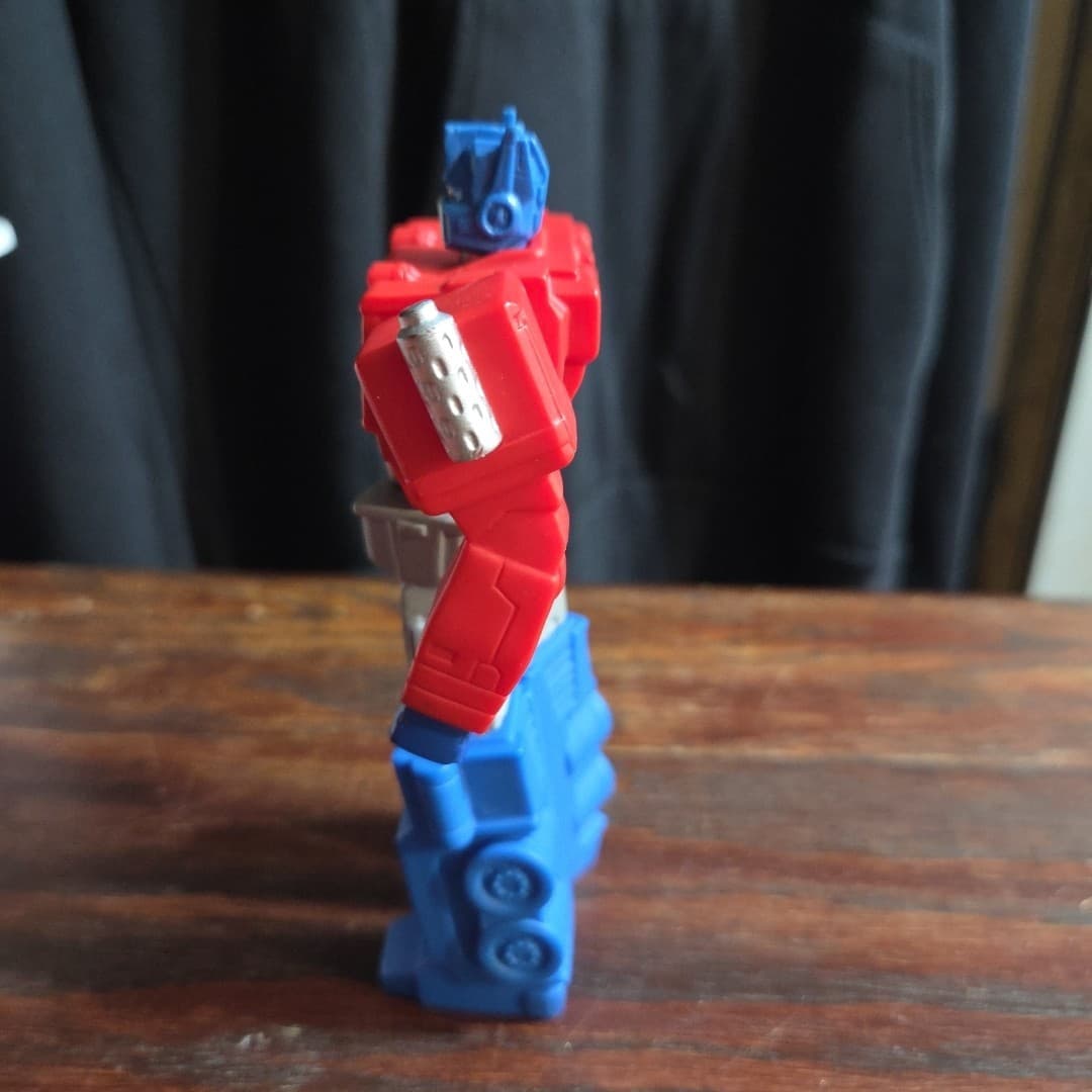 Transformers - 2013 Exclusive Titan Guardians- Optimus Prime Action Figure - Thumbnail 4