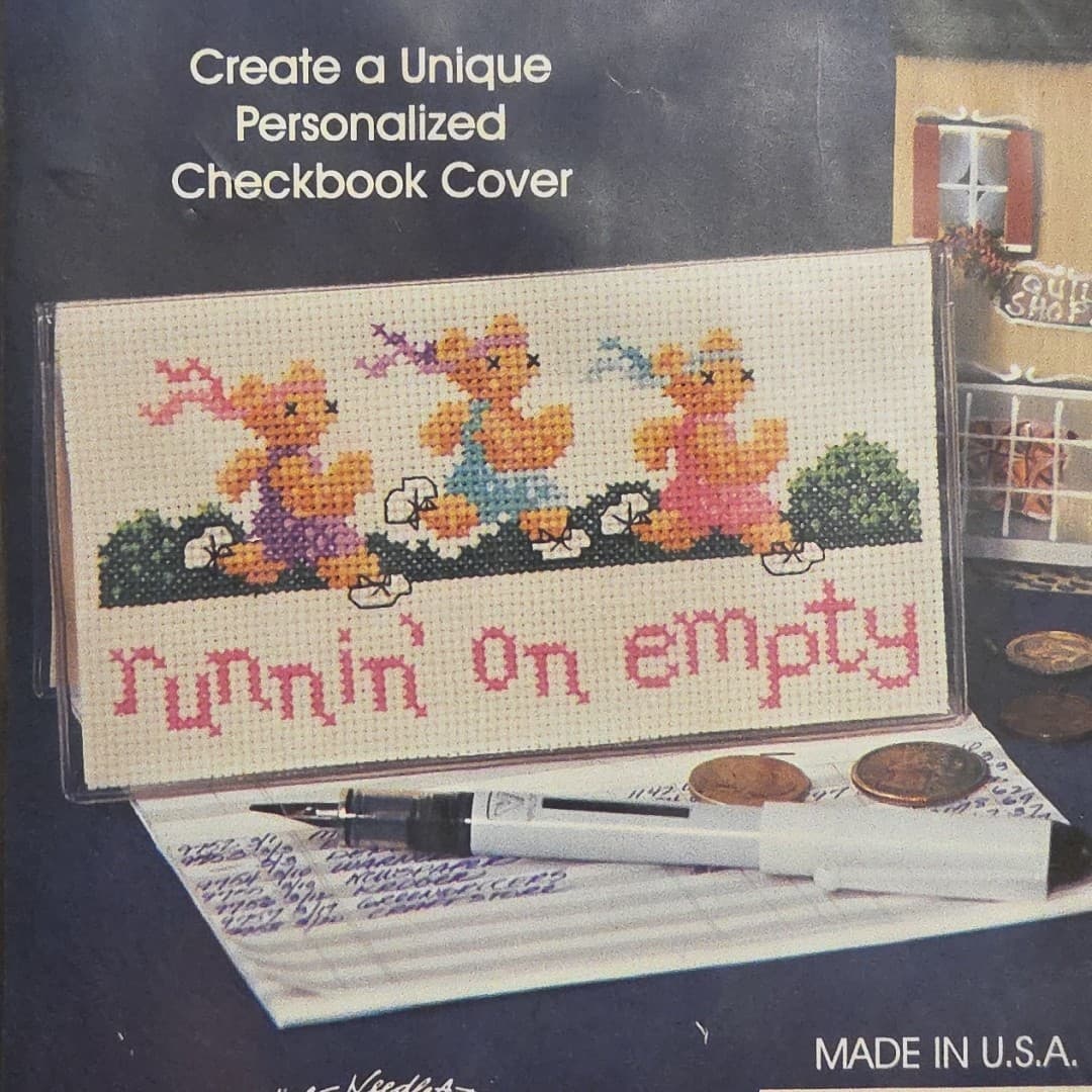 Donna Gallagher Counted Cross Stitch Kit Checkbook Cover BEARS Runnin On Empty - Thumbnail 3