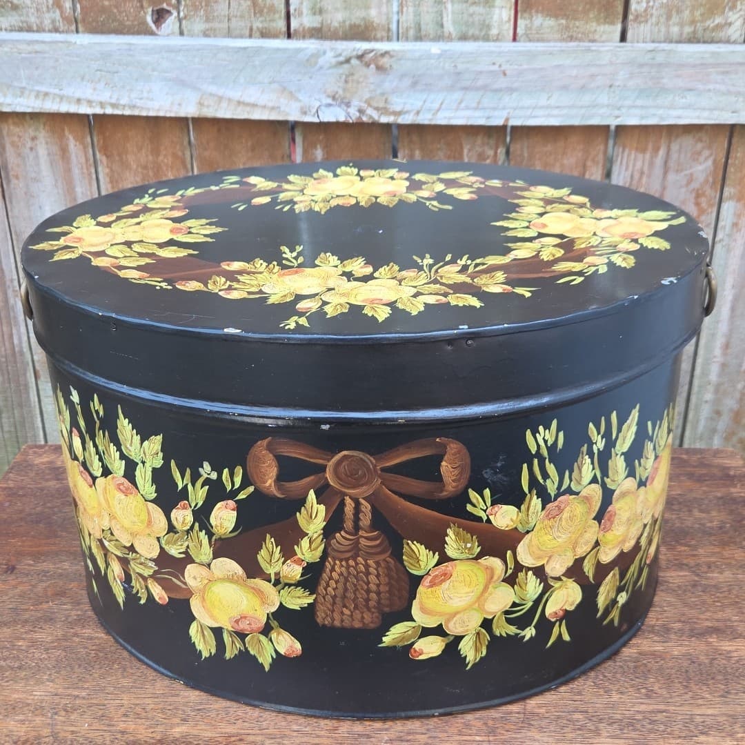 Maitland Smith Painted Oval Metal Toleware Box Bin