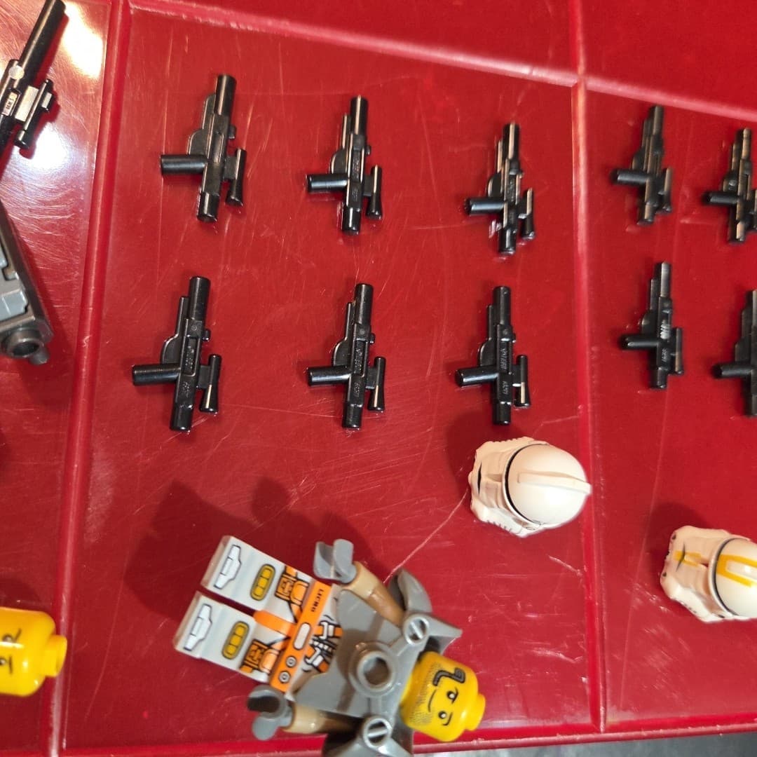 Star Wars Lot 24 lego peices - Thumbnail 4