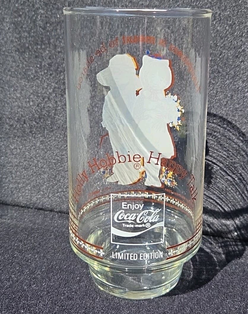 HOLLY HOBBIE 'Happiness is Meant to be Shared' 12oz Coca Cola Glass VTG - Thumbnail 2
