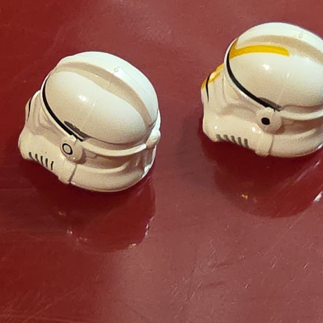 Star Wars Lot 24 lego peices - Thumbnail 11