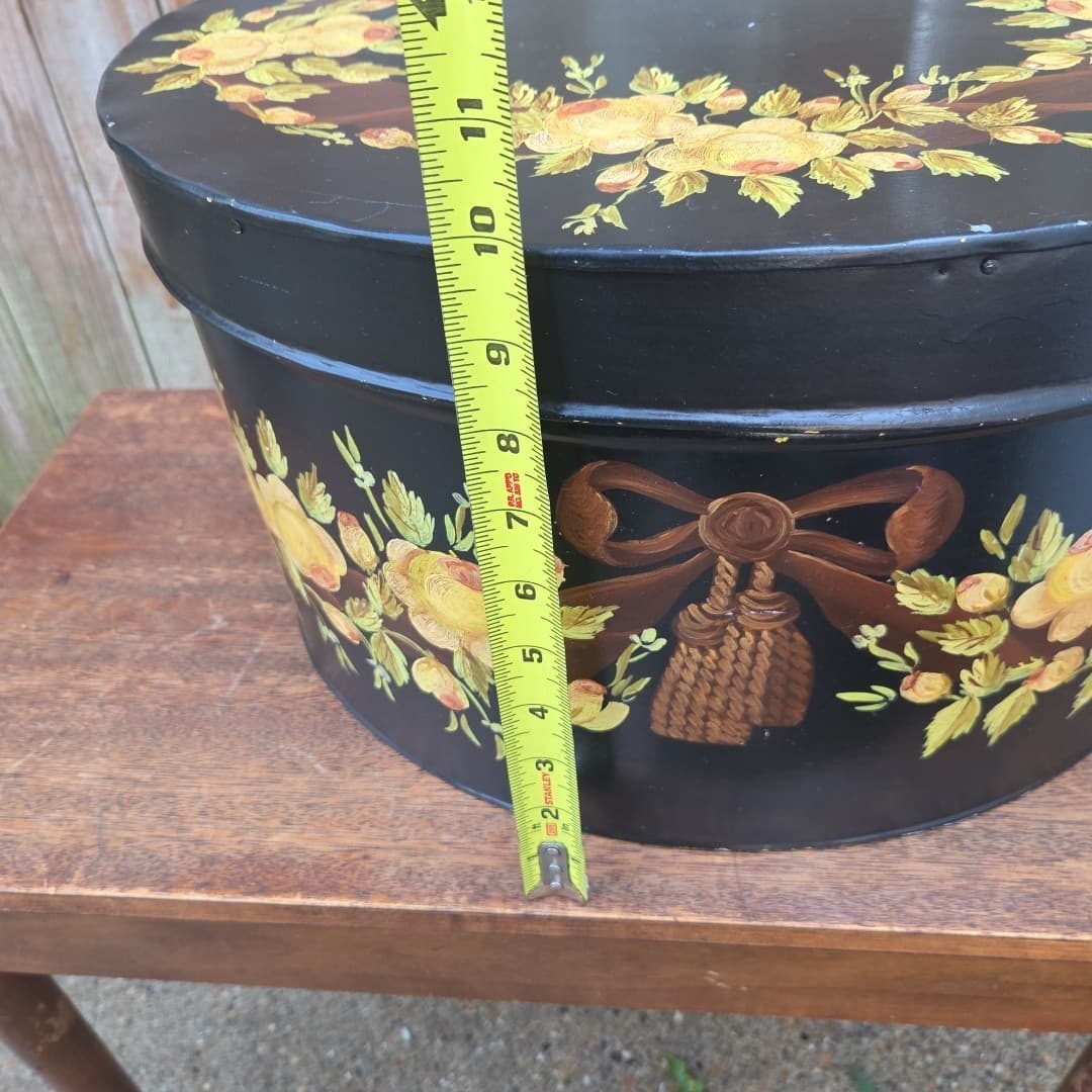 Maitland Smith Painted Oval Metal Toleware Box Bin - Thumbnail 21