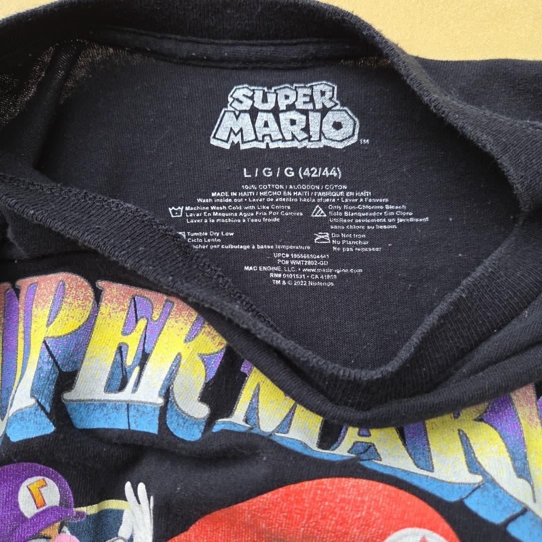 Super Mario Short Sleeve T-Shirt Men's Size L Black - Thumbnail 6