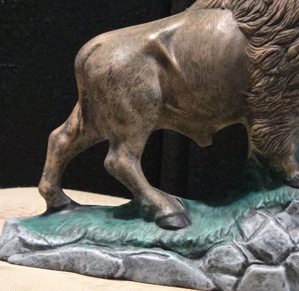 Vintage American Buffalo Porcelain Statue Figurine On A Rock Ledge Base 9' Model - Thumbnail 4