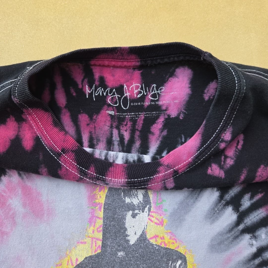 Mary J Blige Tie-Dye T-shirt Black - Measurements Listed - Thumbnail 2