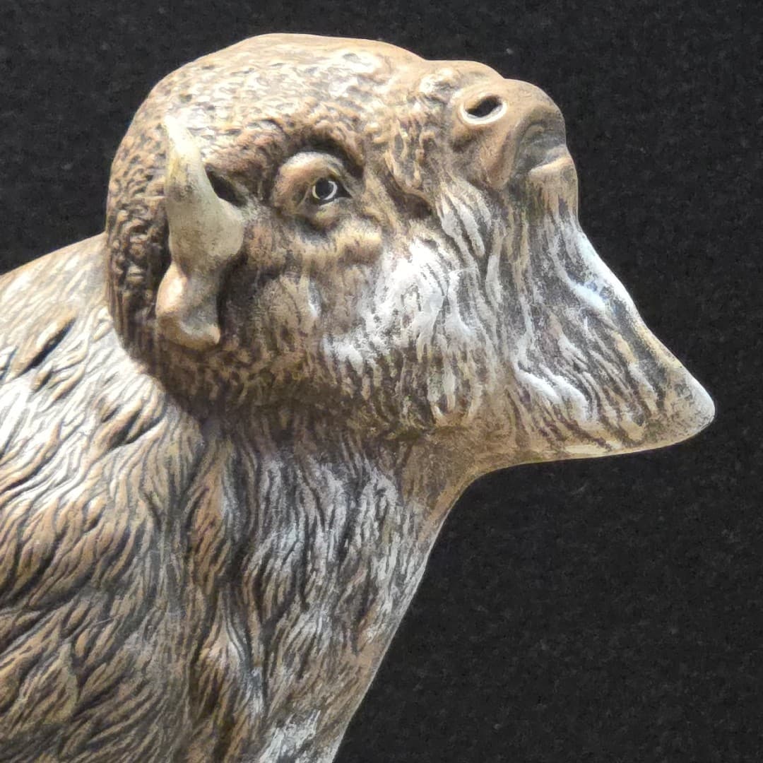 Vintage American Buffalo Porcelain Statue Figurine On A Rock Ledge Base 9' Model - Thumbnail 2