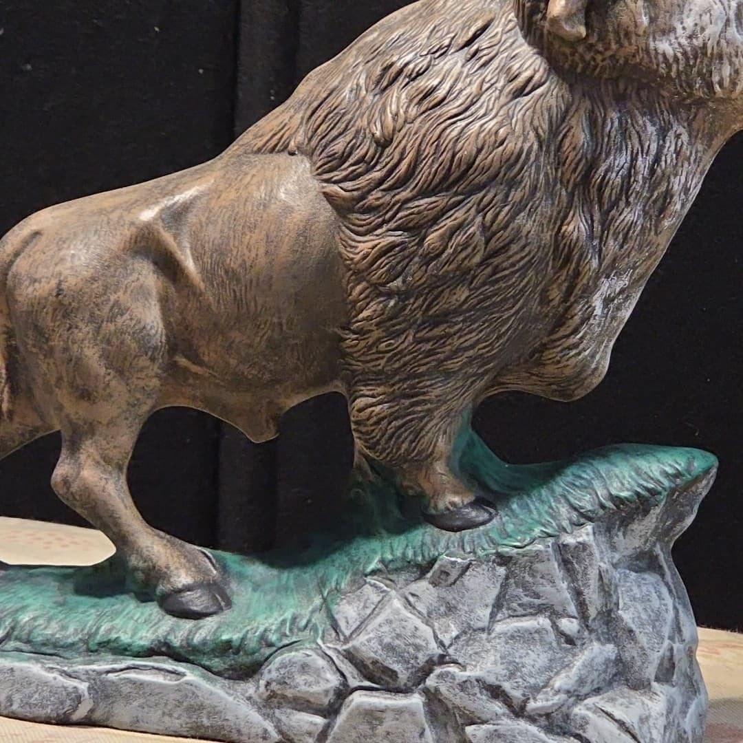 Vintage American Buffalo Porcelain Statue Figurine On A Rock Ledge Base 9' Model - Thumbnail 3