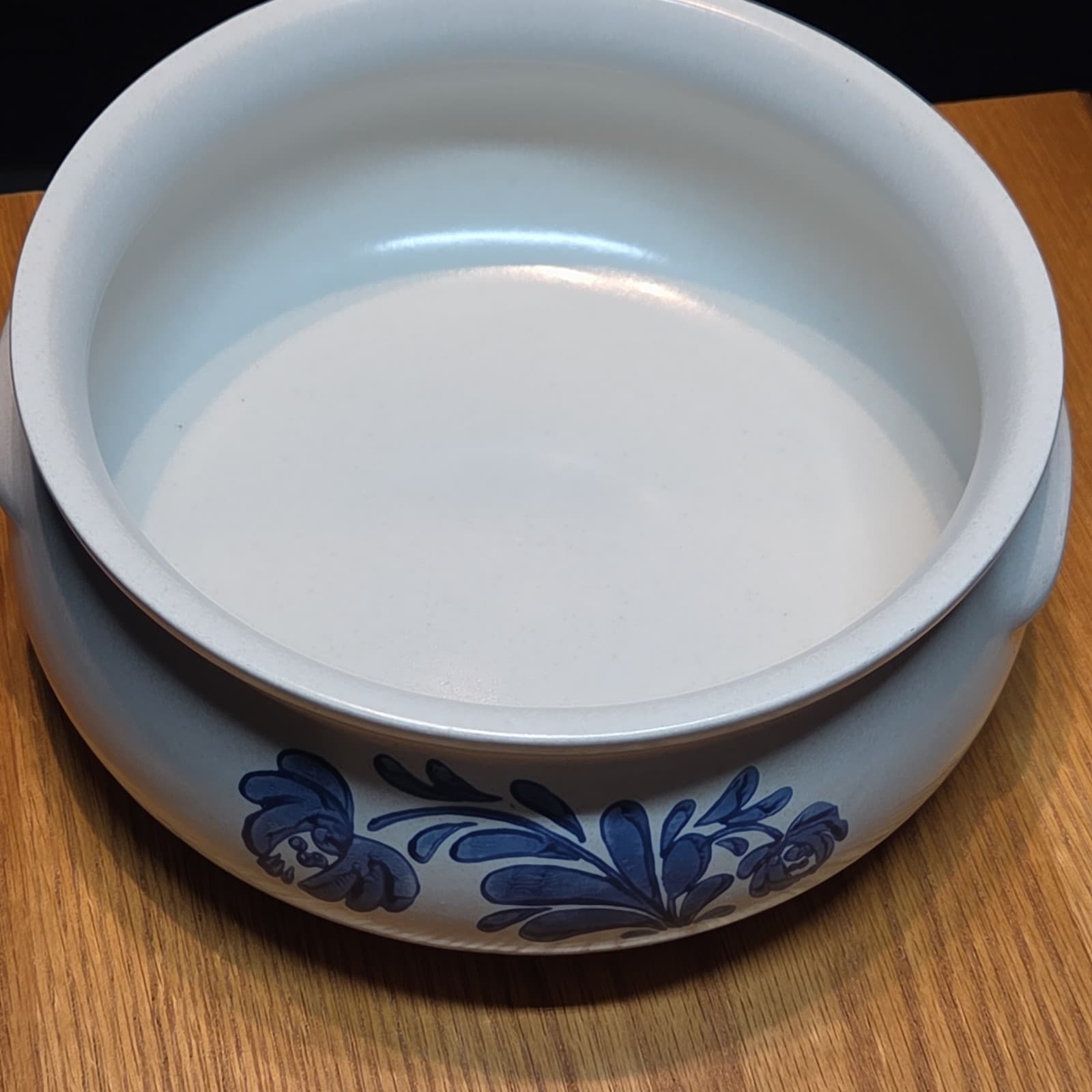 Pfaltzgraff Yorktowne Stoneware 2 Quart Round Casserole 315 NO LID - Thumbnail 2