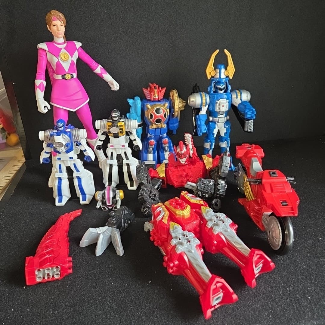 Power Rangers - Bandai - Mixed Lot Action Figures, Incomplete Parts And Pieces - Thumbnail 16