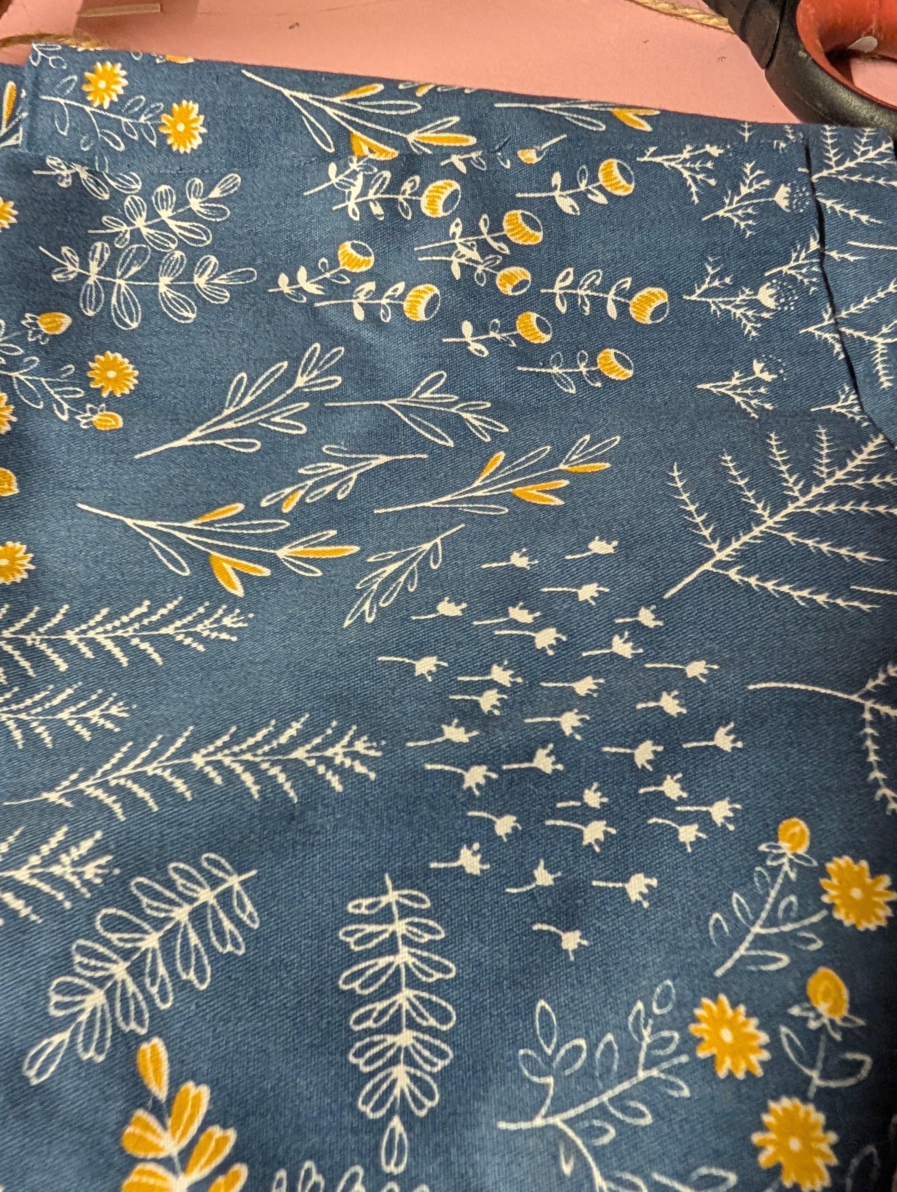 Floral Patterned Fabric in Blue and Yellow 2 fat quarters - Thumbnail 3