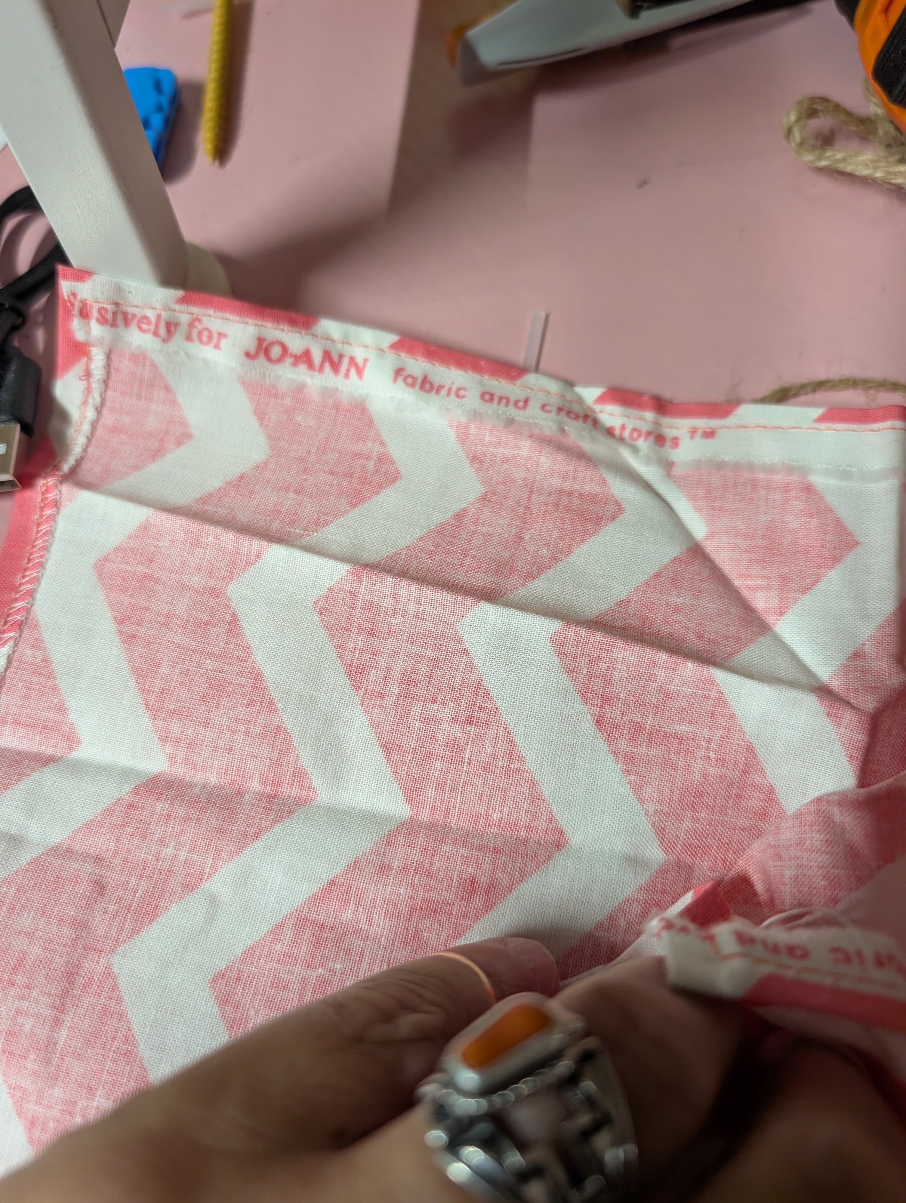 Joann Chevron Fabric Pink and White - Thumbnail 2
