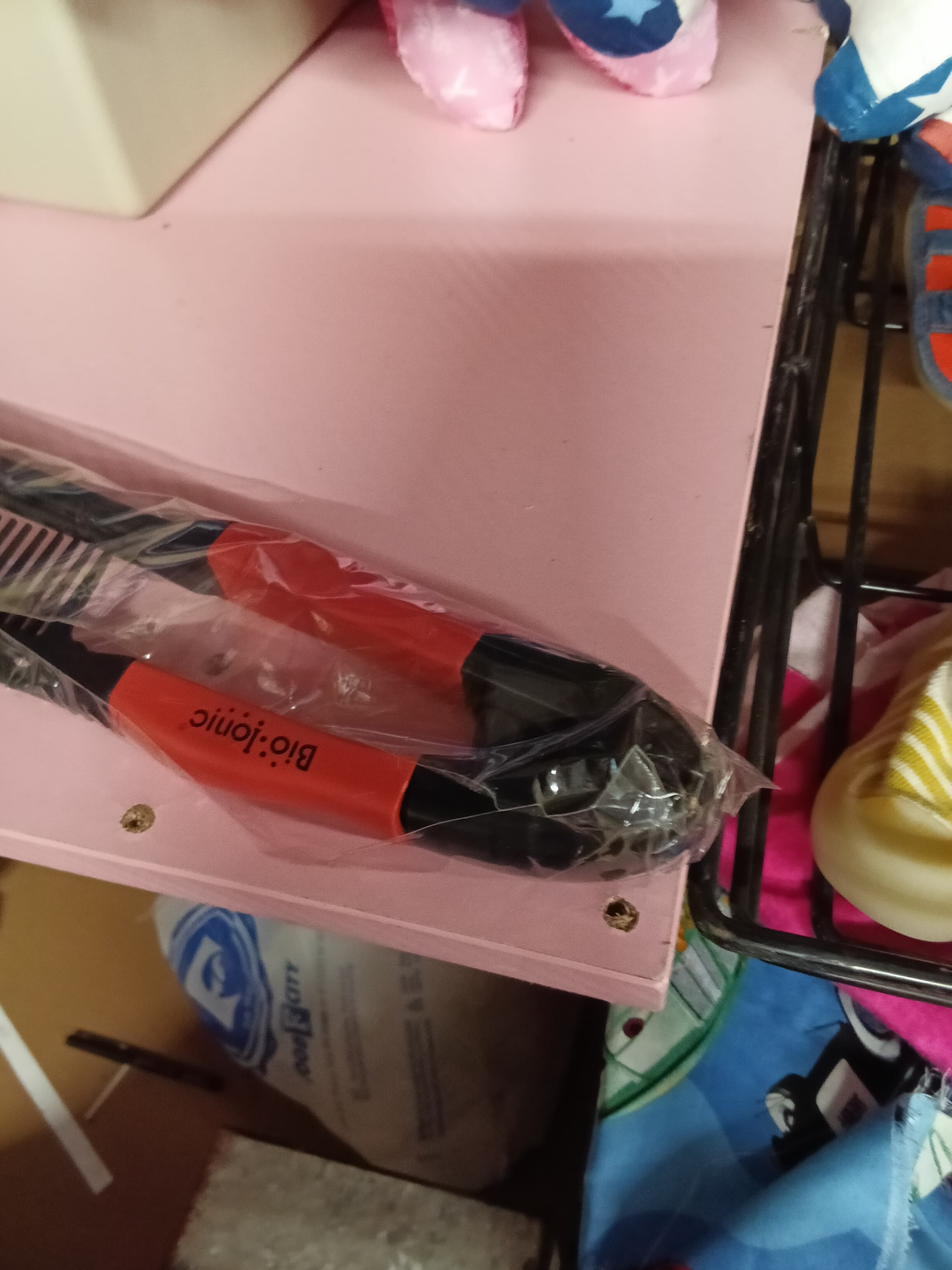 Bio Ionic Styling Comb with Red Handle - Thumbnail 3
