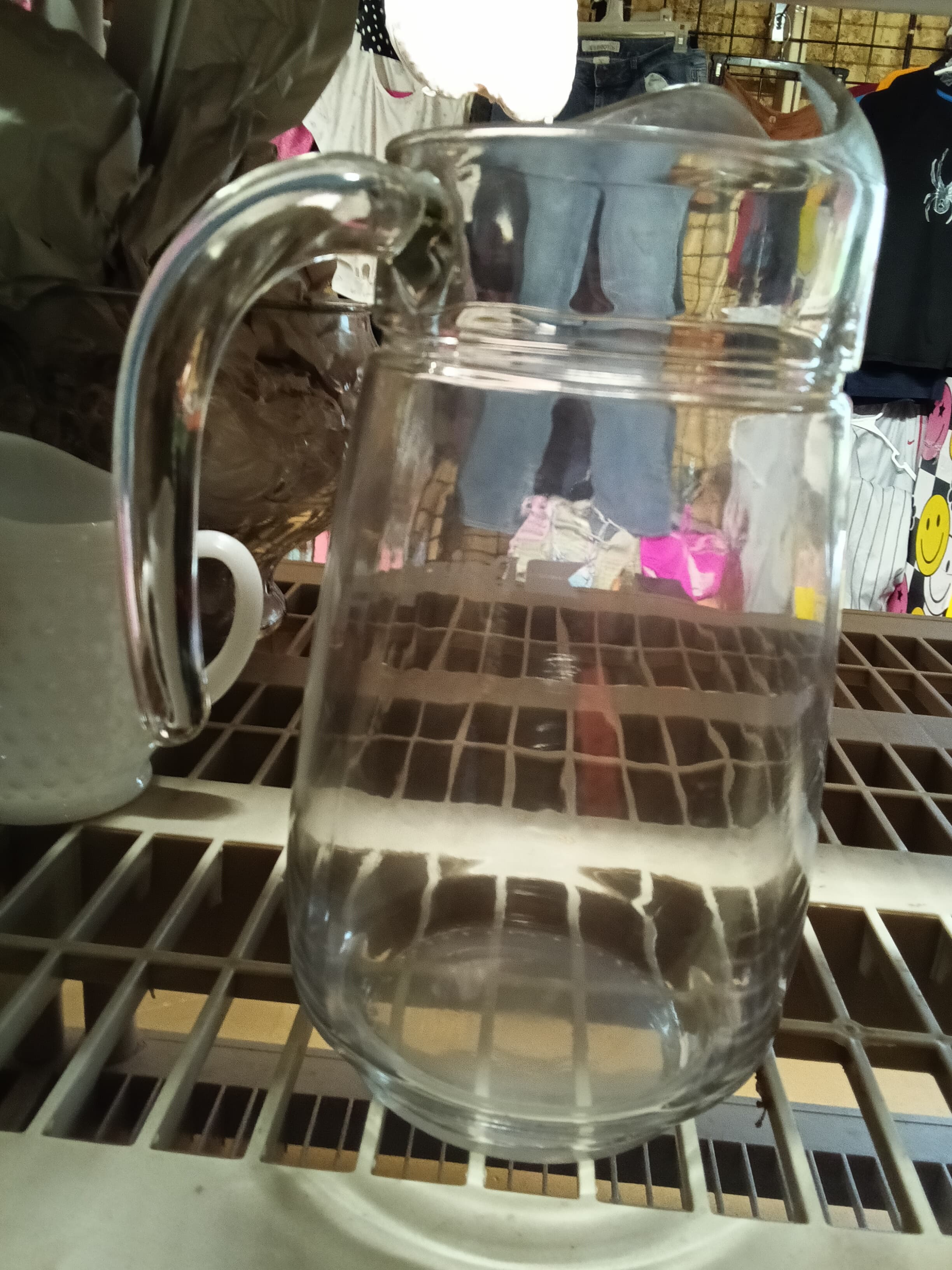 Dairymen Glass Pitcher with Handle - Thumbnail 2