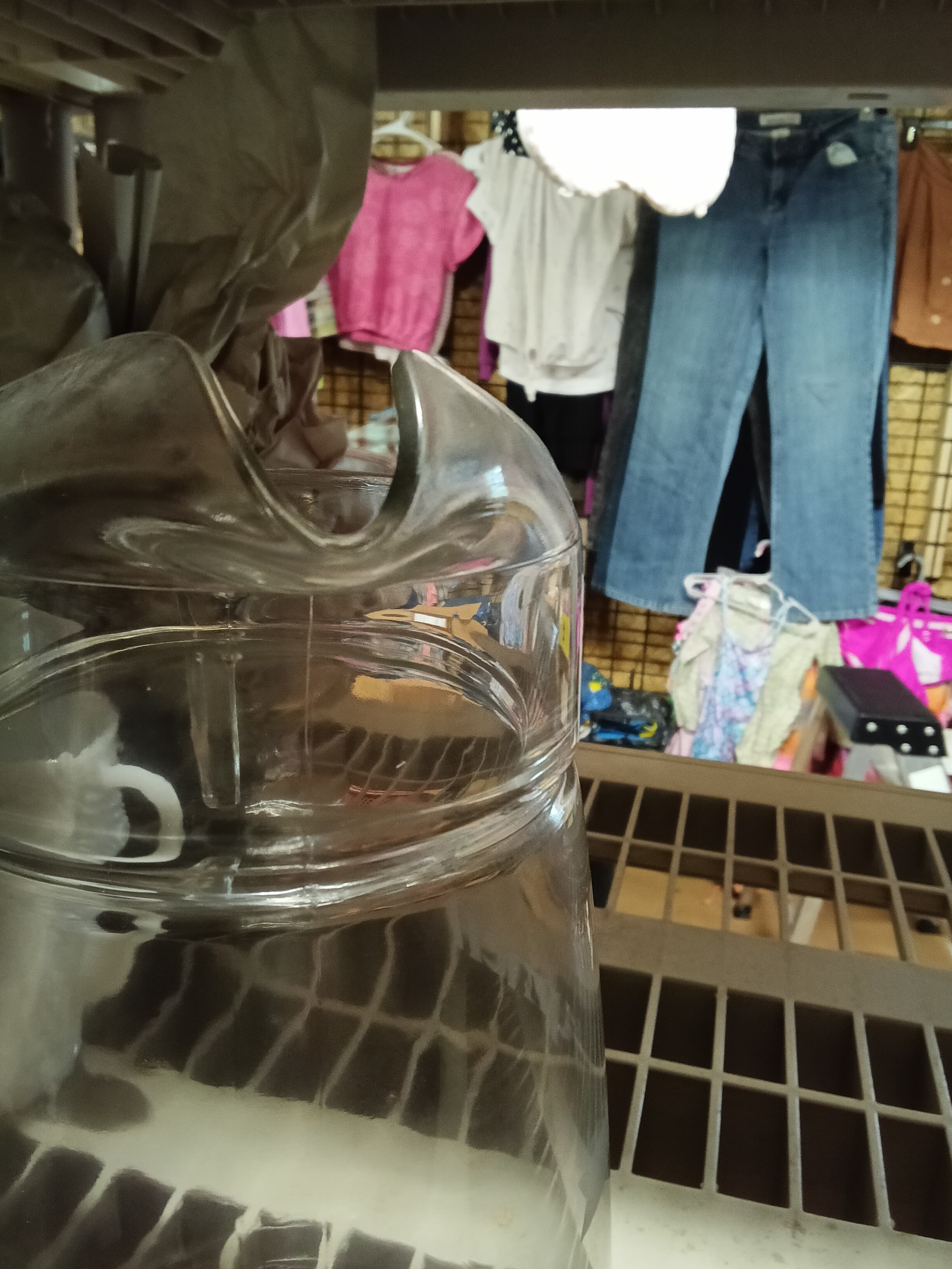 Dairymen Glass Pitcher with Handle - Thumbnail 3