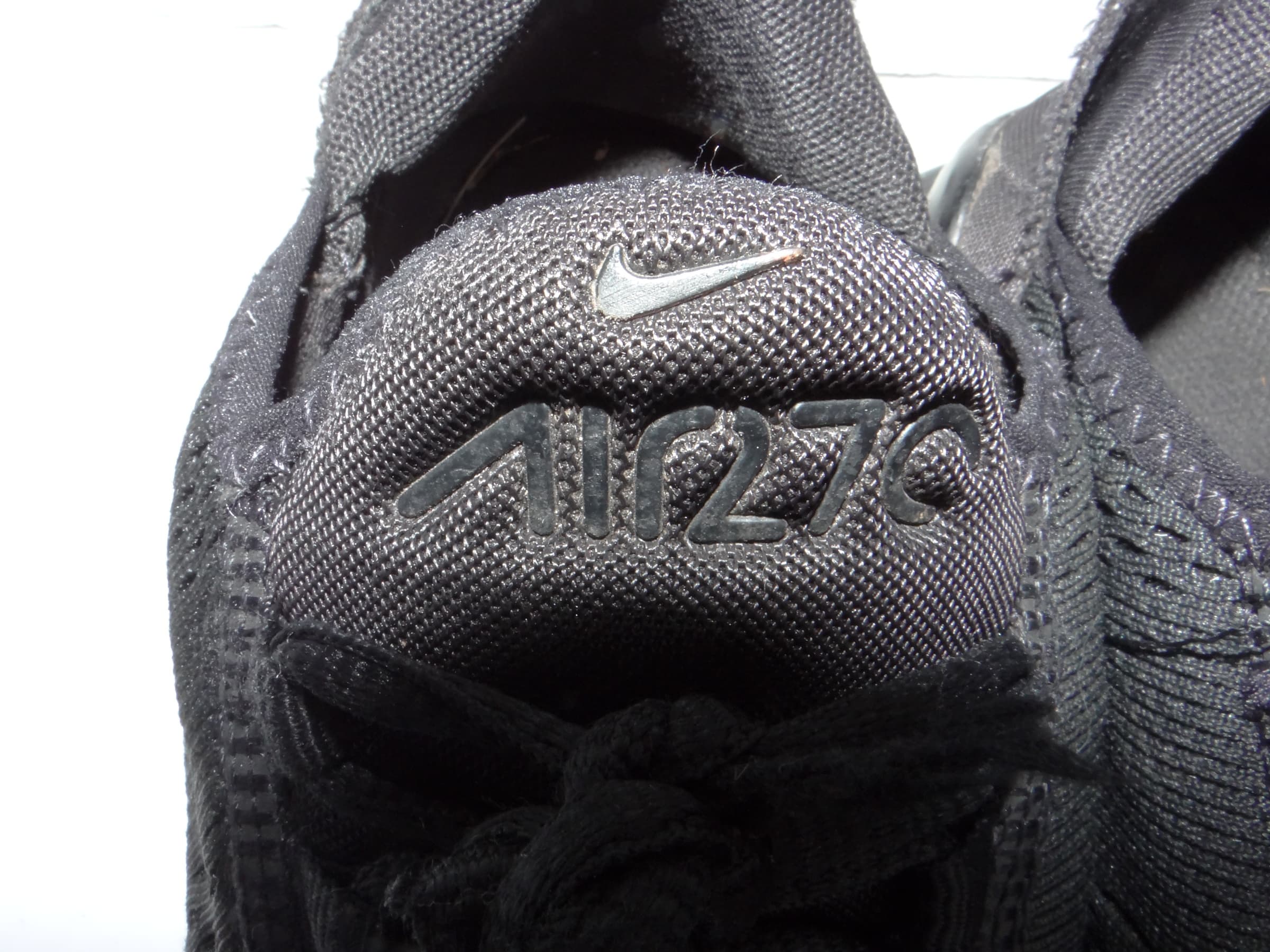 Nike Air Max 270 Triple Black Kids Running Shoes BQ5776-001 Size 4.5Y Mens 4.5 - Thumbnail 9