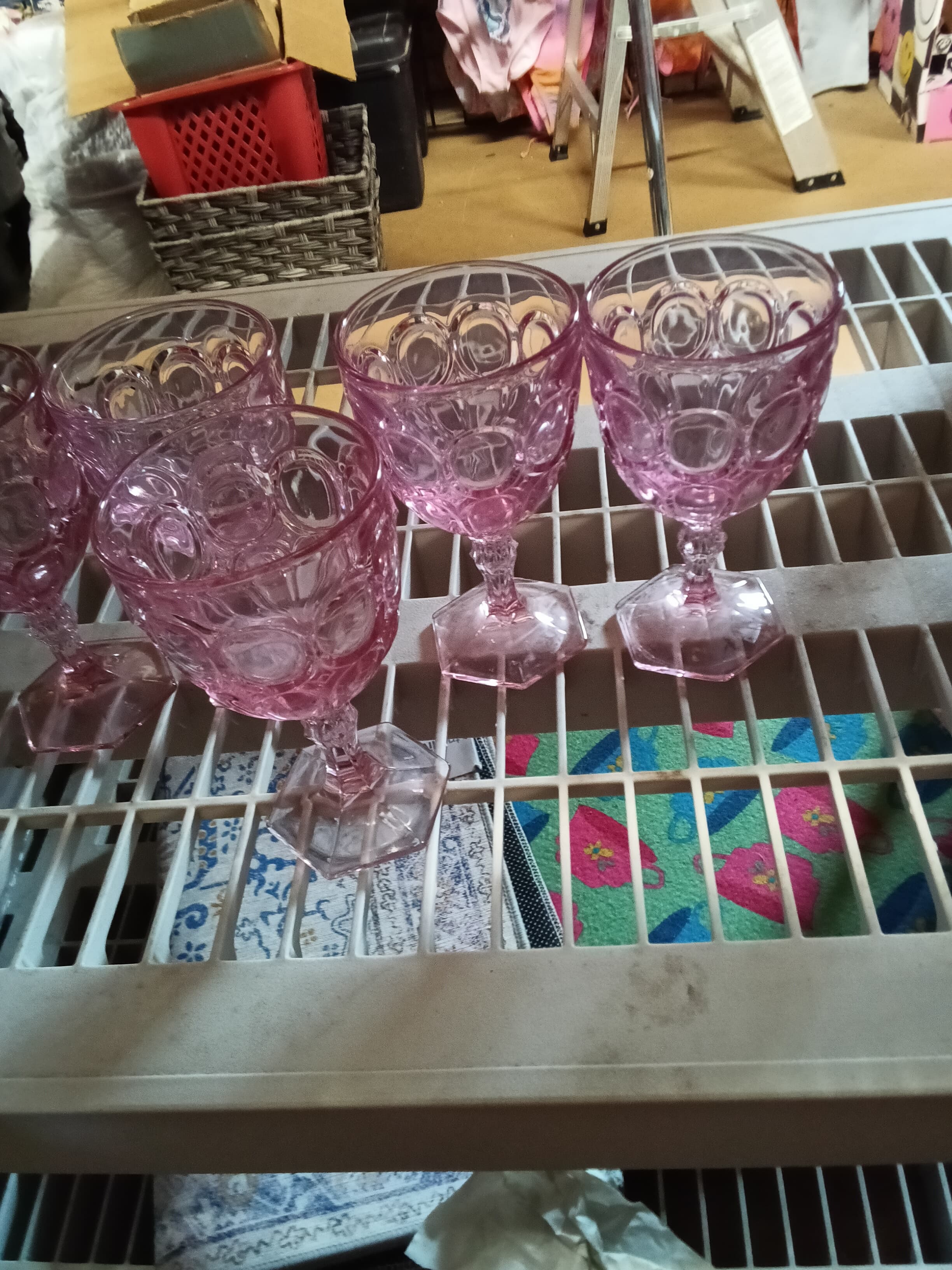 Set of 5 Pink Vintage Glass Goblets with Bubble Design - Thumbnail 3