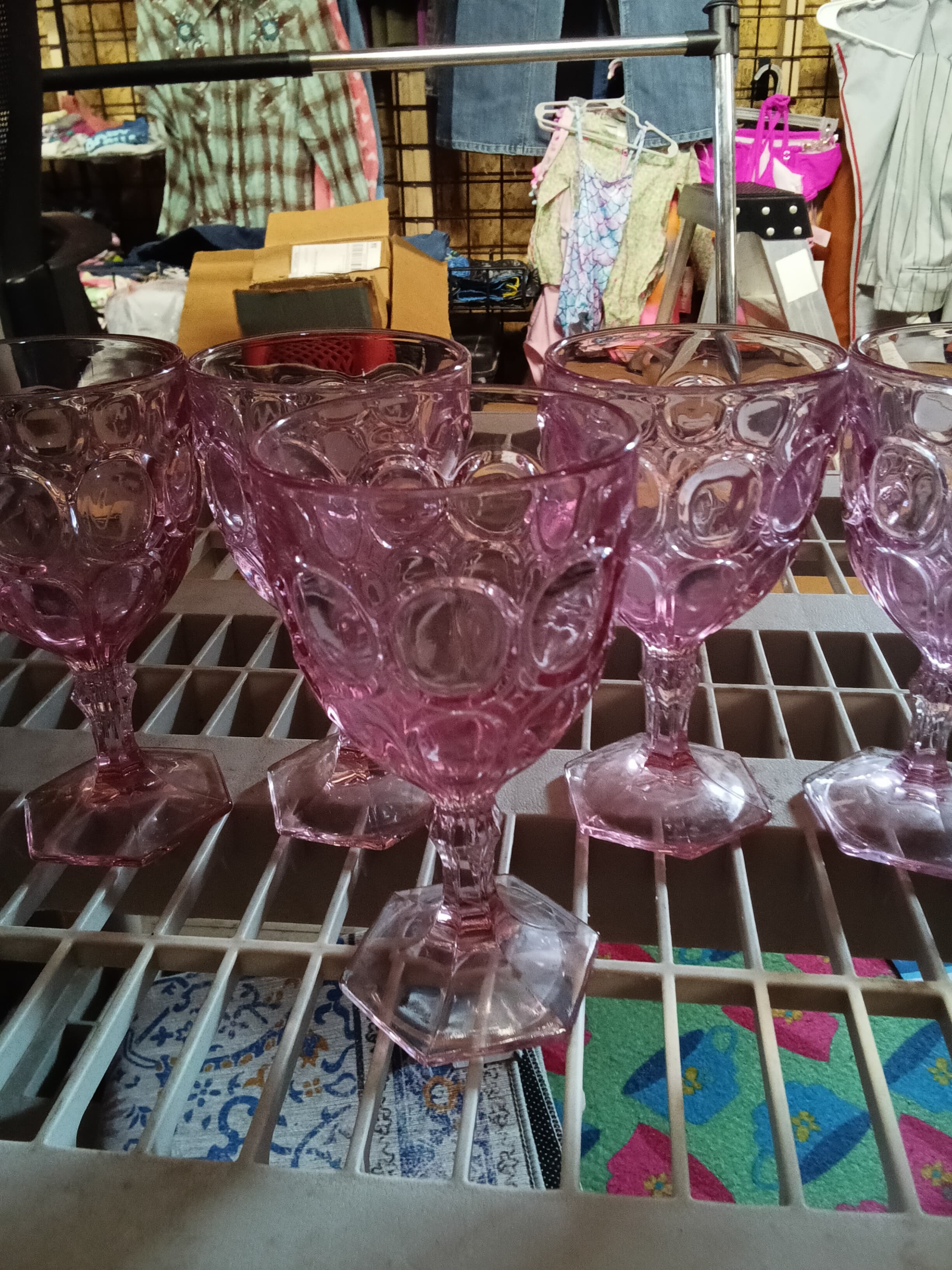 Set of 5 Pink Vintage Glass Goblets with Bubble Design - Thumbnail 4