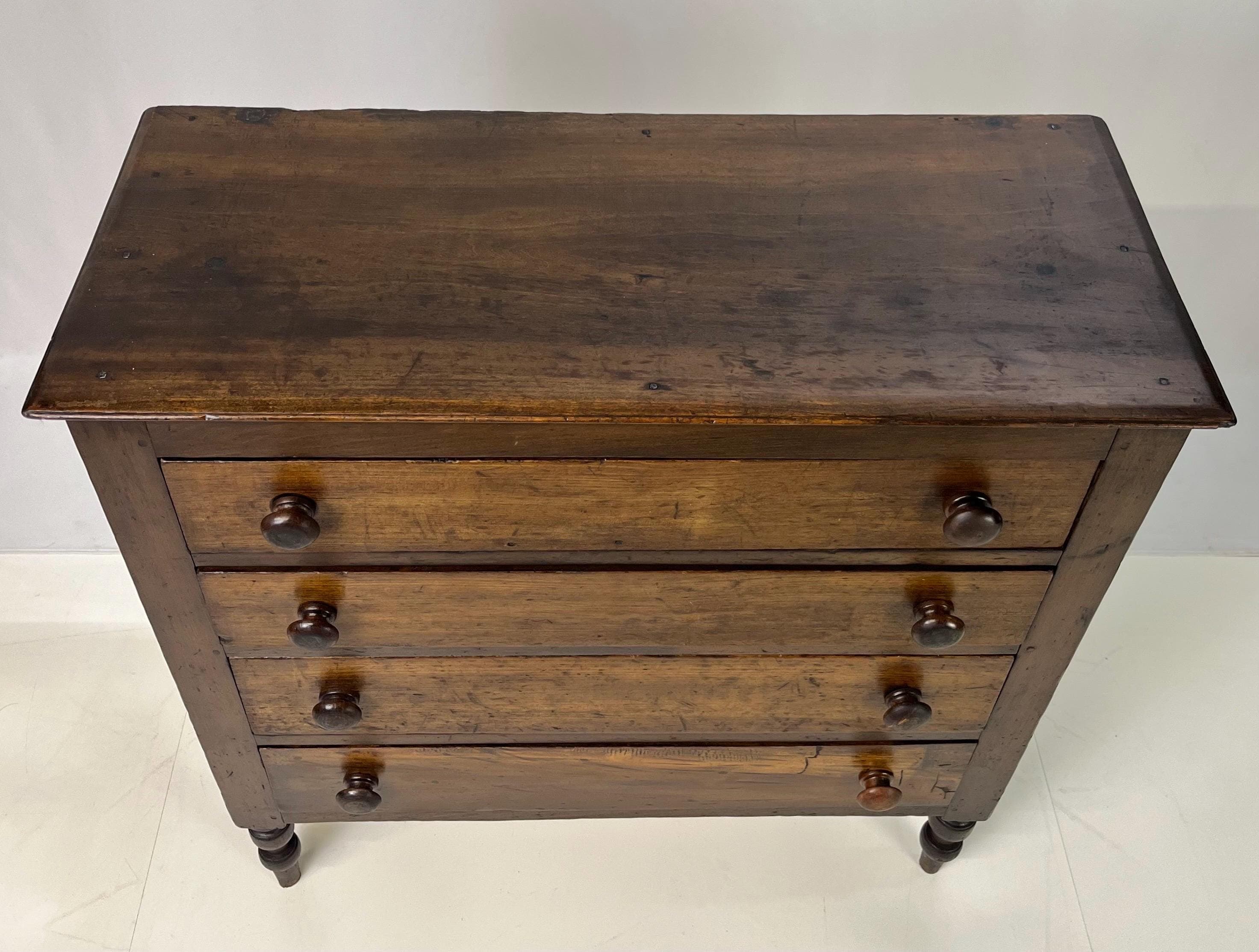 Antique American Country Pine & Hardwood 4-Drawer Chest - Thumbnail 8