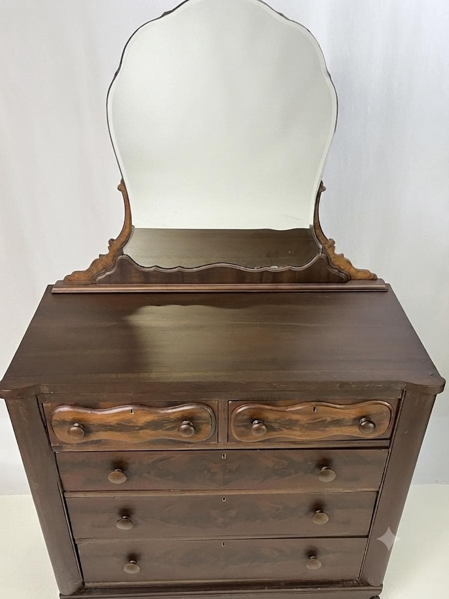 Antique American Empire Flame Mahogany Dresser - Thumbnail 4