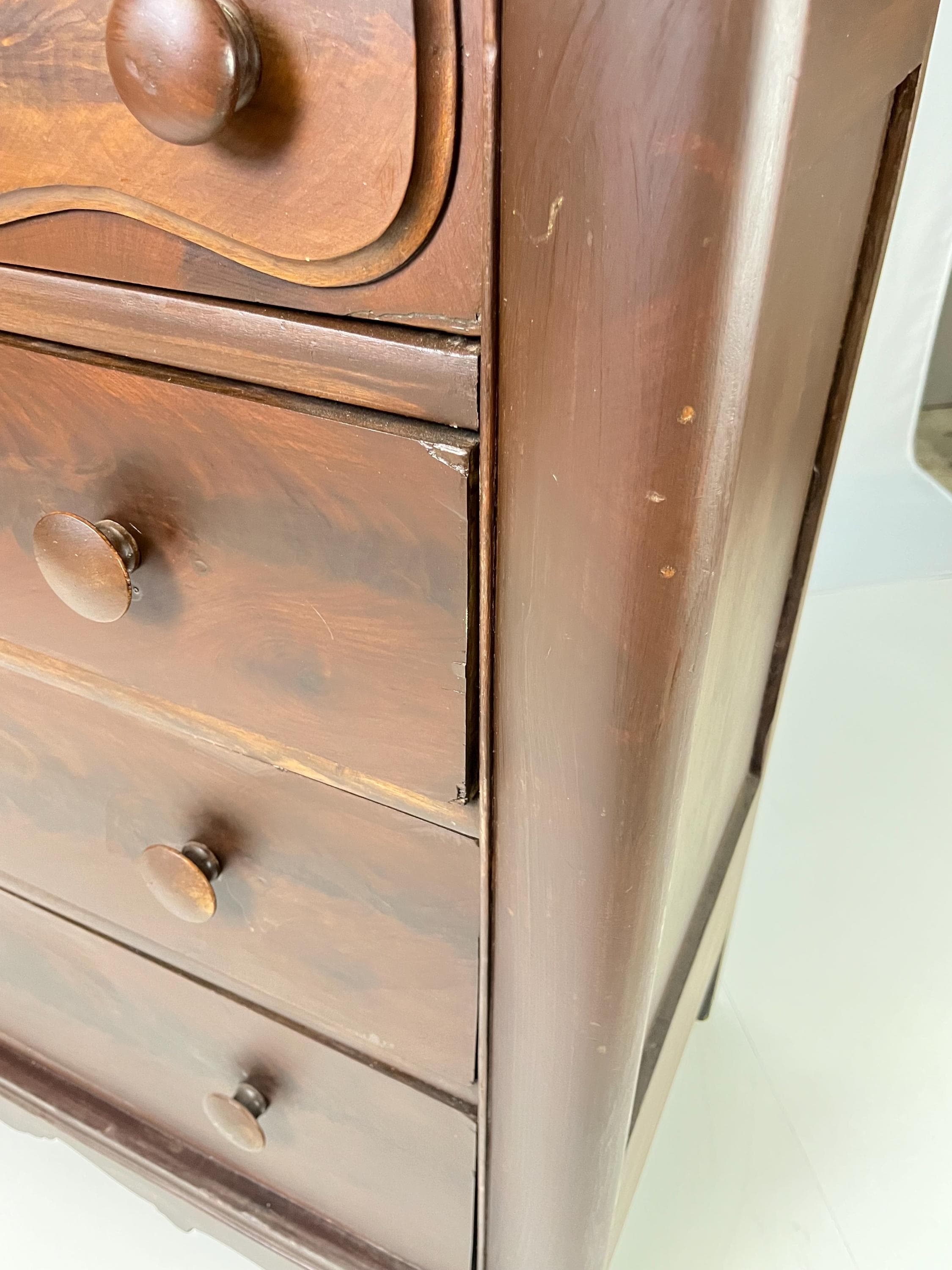 Antique American Empire Flame Mahogany Dresser - Thumbnail 11