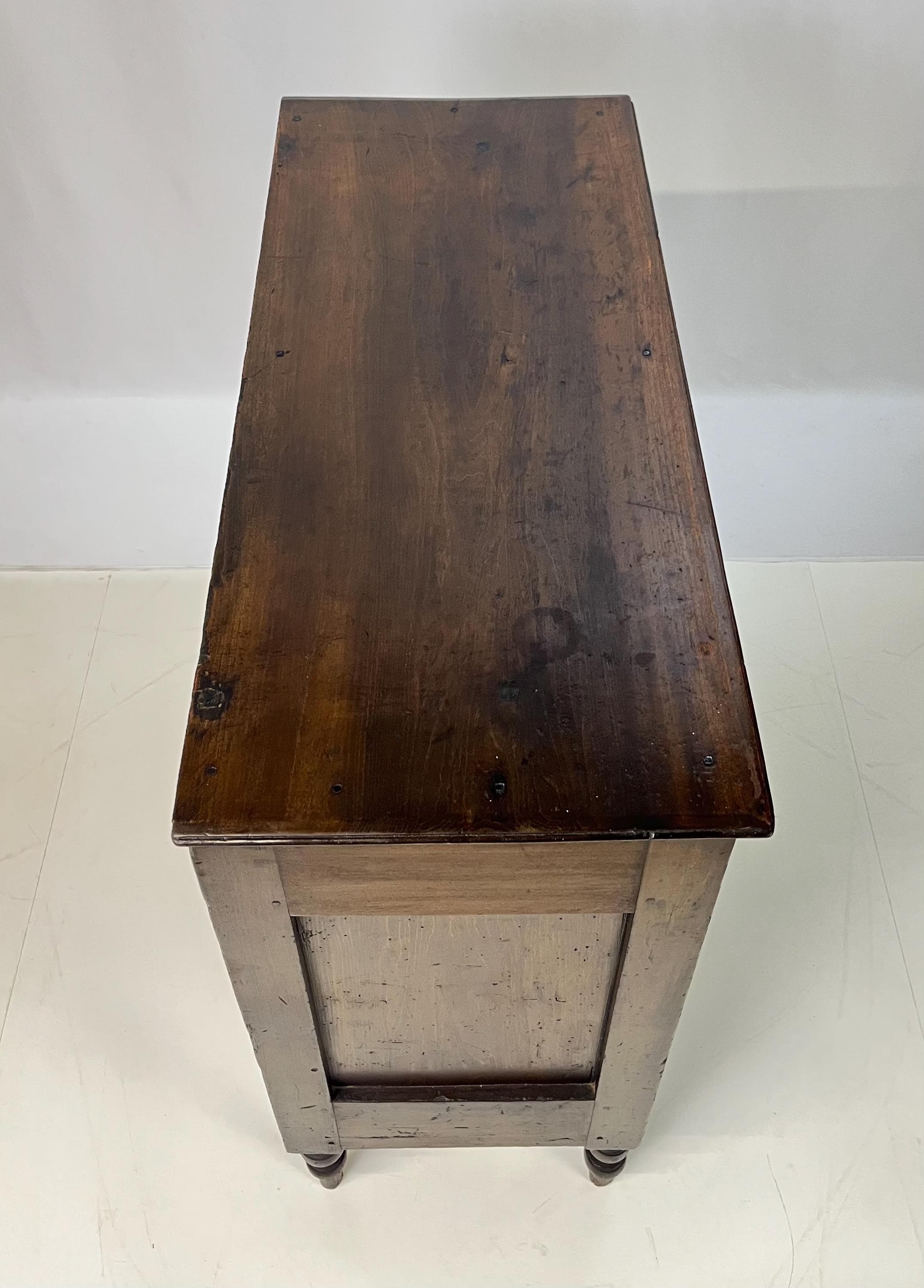 Antique American Country Pine & Hardwood 4-Drawer Chest - Thumbnail 14