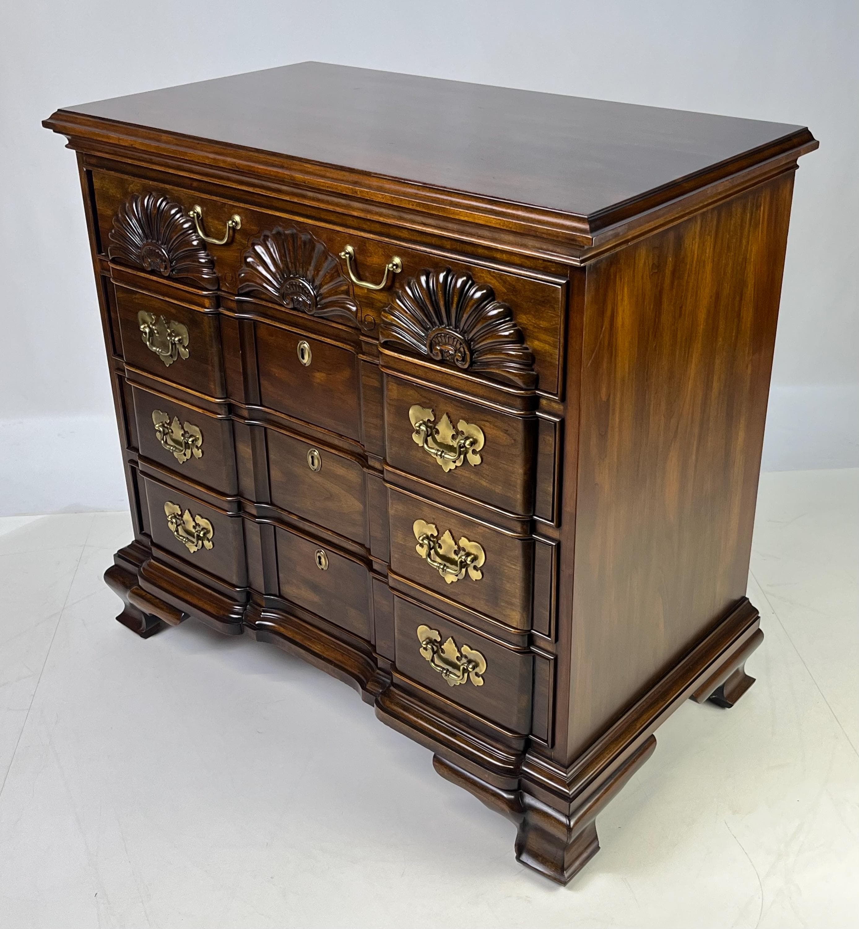 Vintage Chippendale Style Block-Front Solid Cherry Bachelor's Chest by Harden - Thumbnail 16
