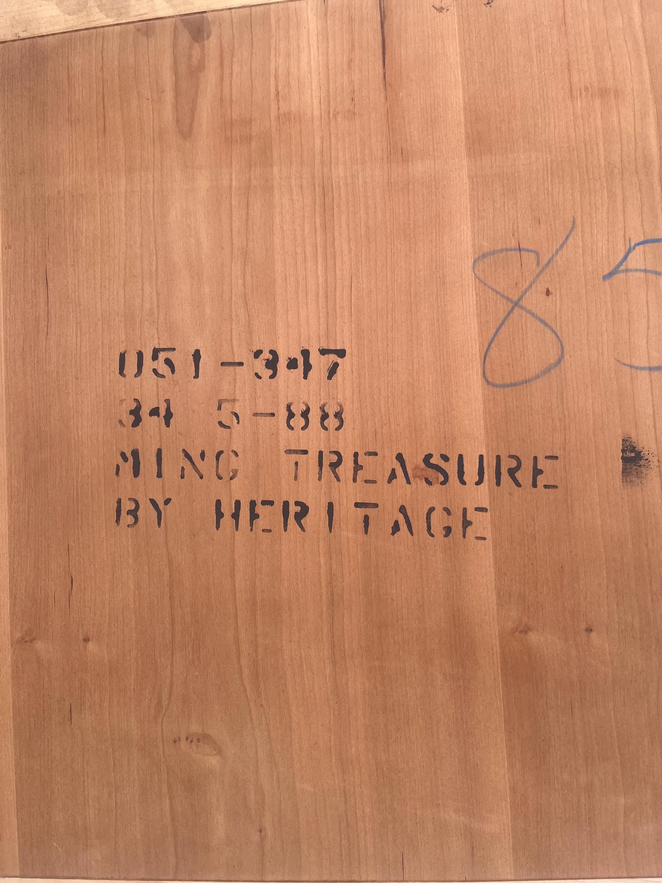 Heritage Furniture "Ming Treasure" Chinoiserie Extension Dining Table - 2 Leaves - Thumbnail 15