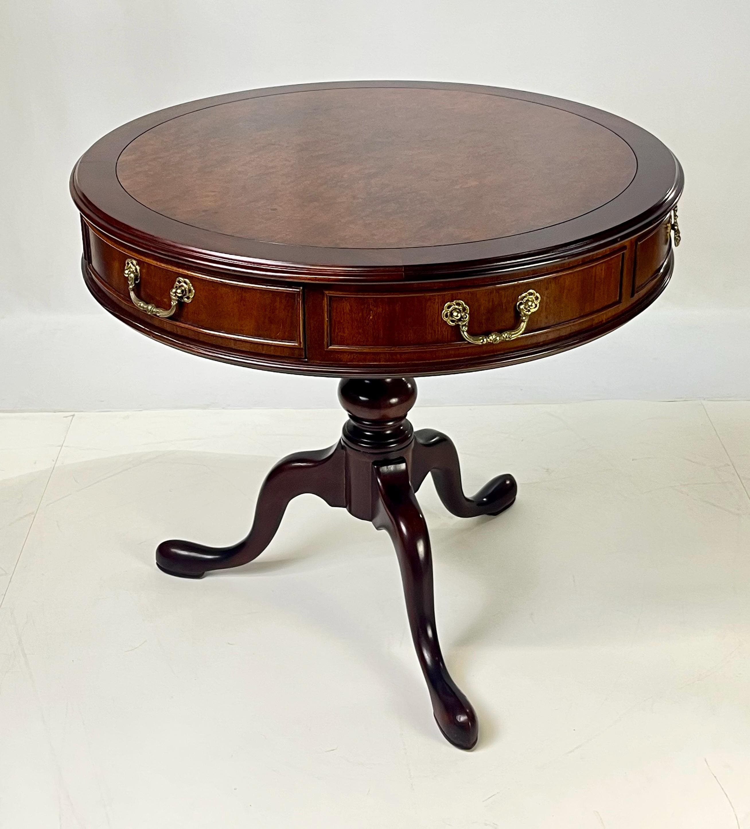 Century Furniture Traditional Burl Wood and Mahogany Pedestal Drum Table - Thumbnail 13