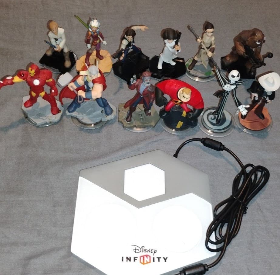 Disney Infinity Characters Lot