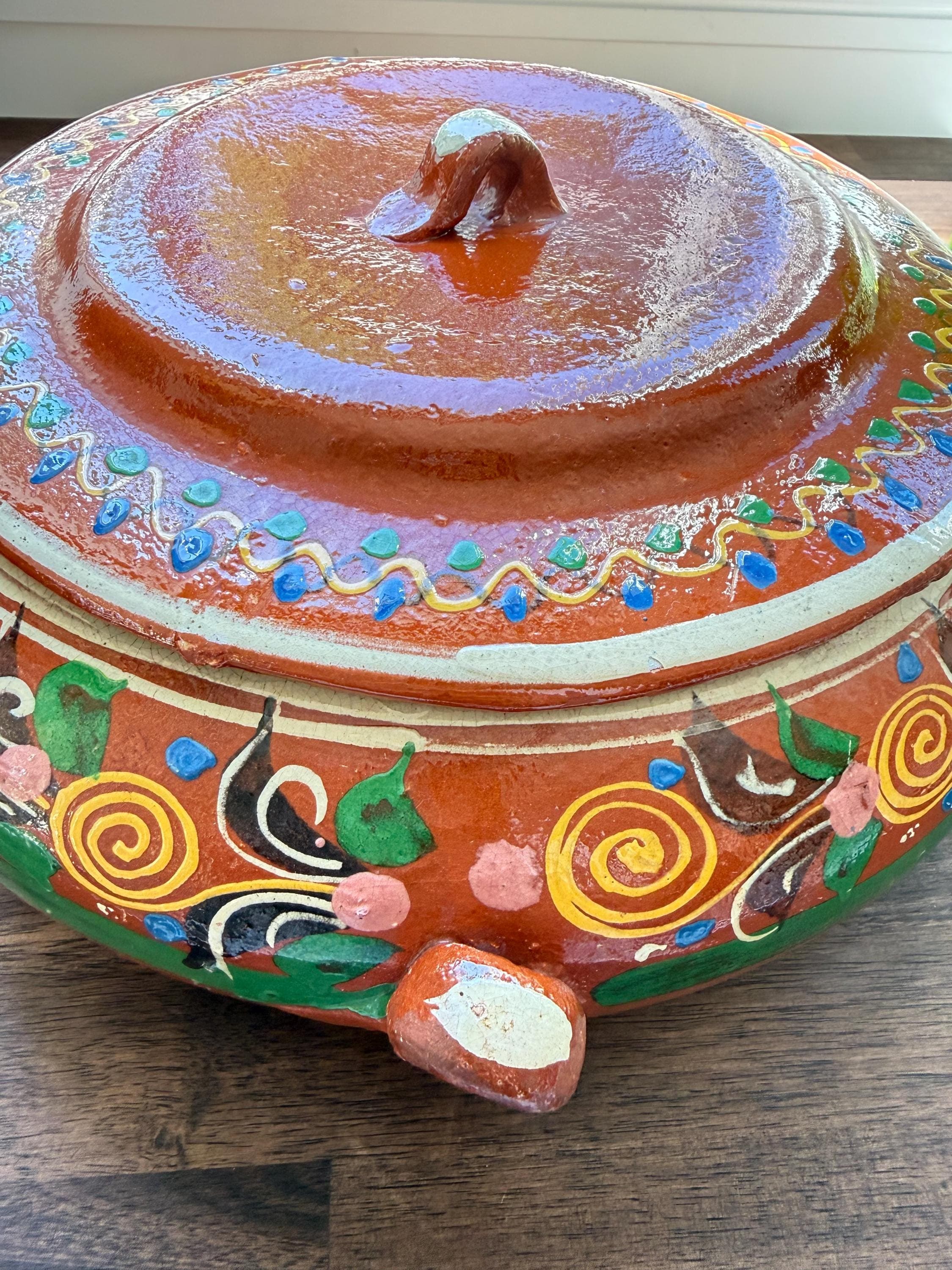 Vintage Tlaquepaque Covered Mexican Bean Pot Red Clay Hand Painted Hacienda Kitchen Decor 1960 - Thumbnail 6