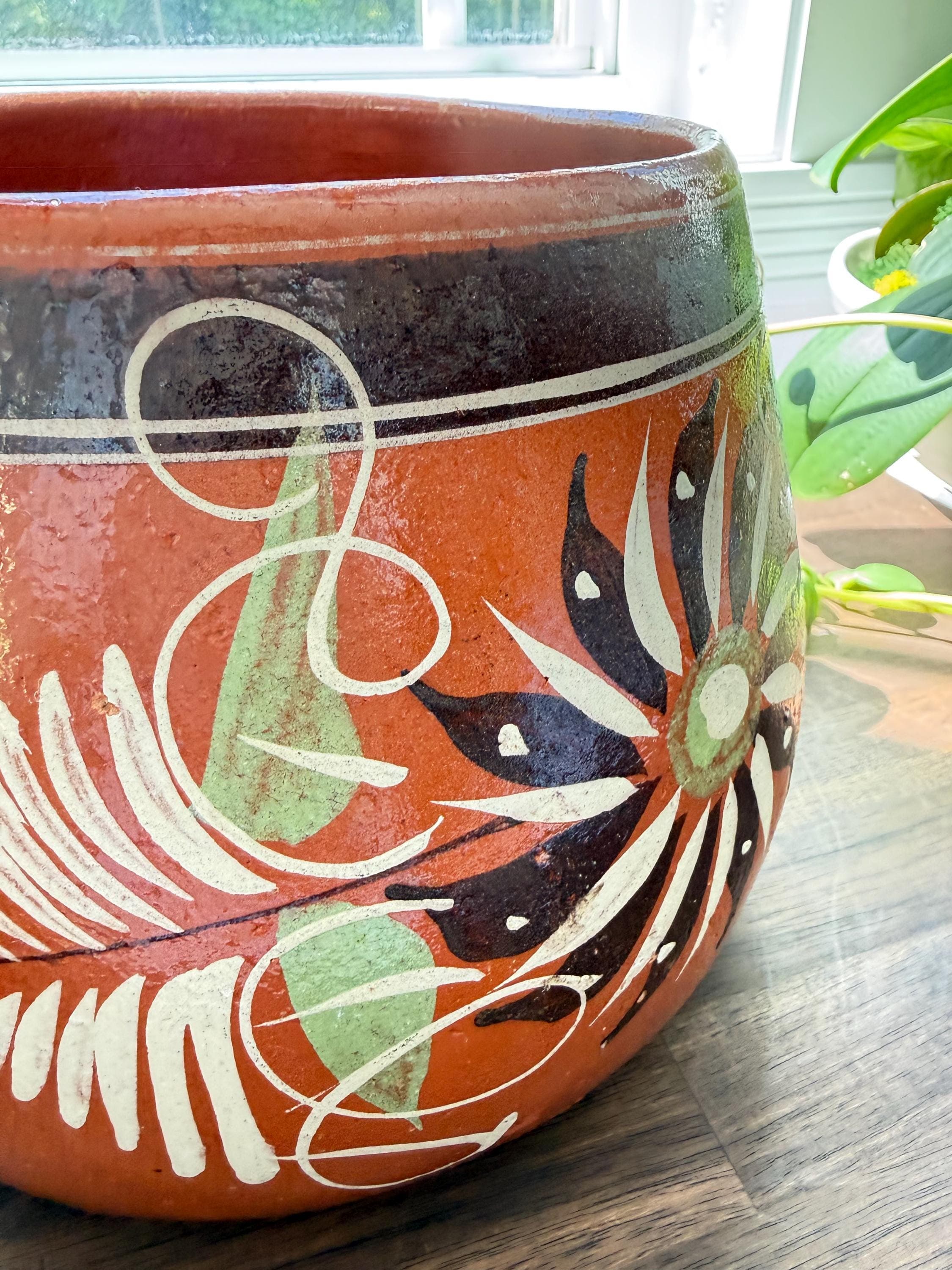 Vintage Tlaquepaque Mexican Bean Pot: Hand-Painted Red Clay Hacienda Kitchen Decor - Thumbnail 3