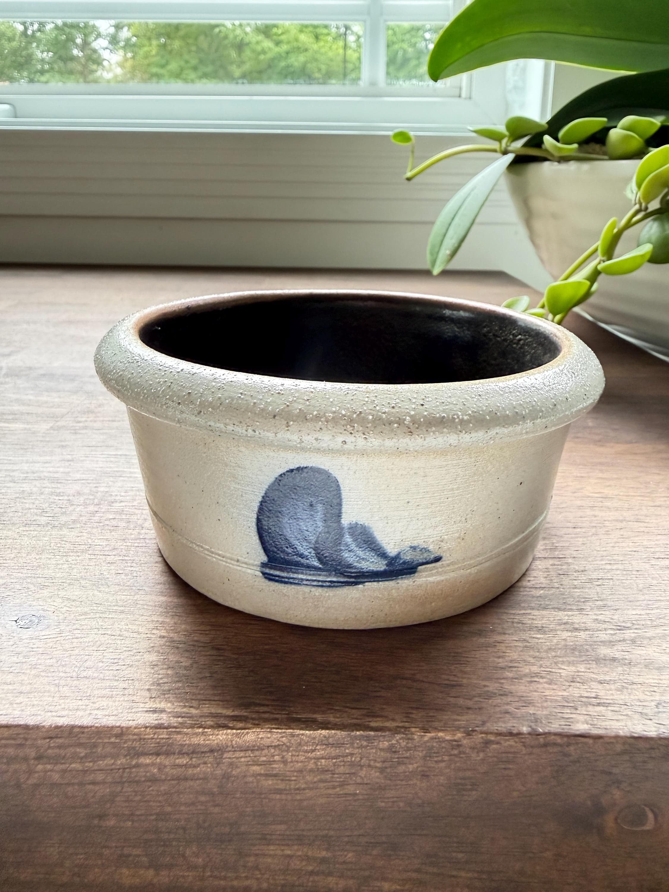 Vintage Rowe Pottery Works Salt Glazed Stoneware Bowl Cobalt Blue Motif American Primitive 1989 - Thumbnail 2