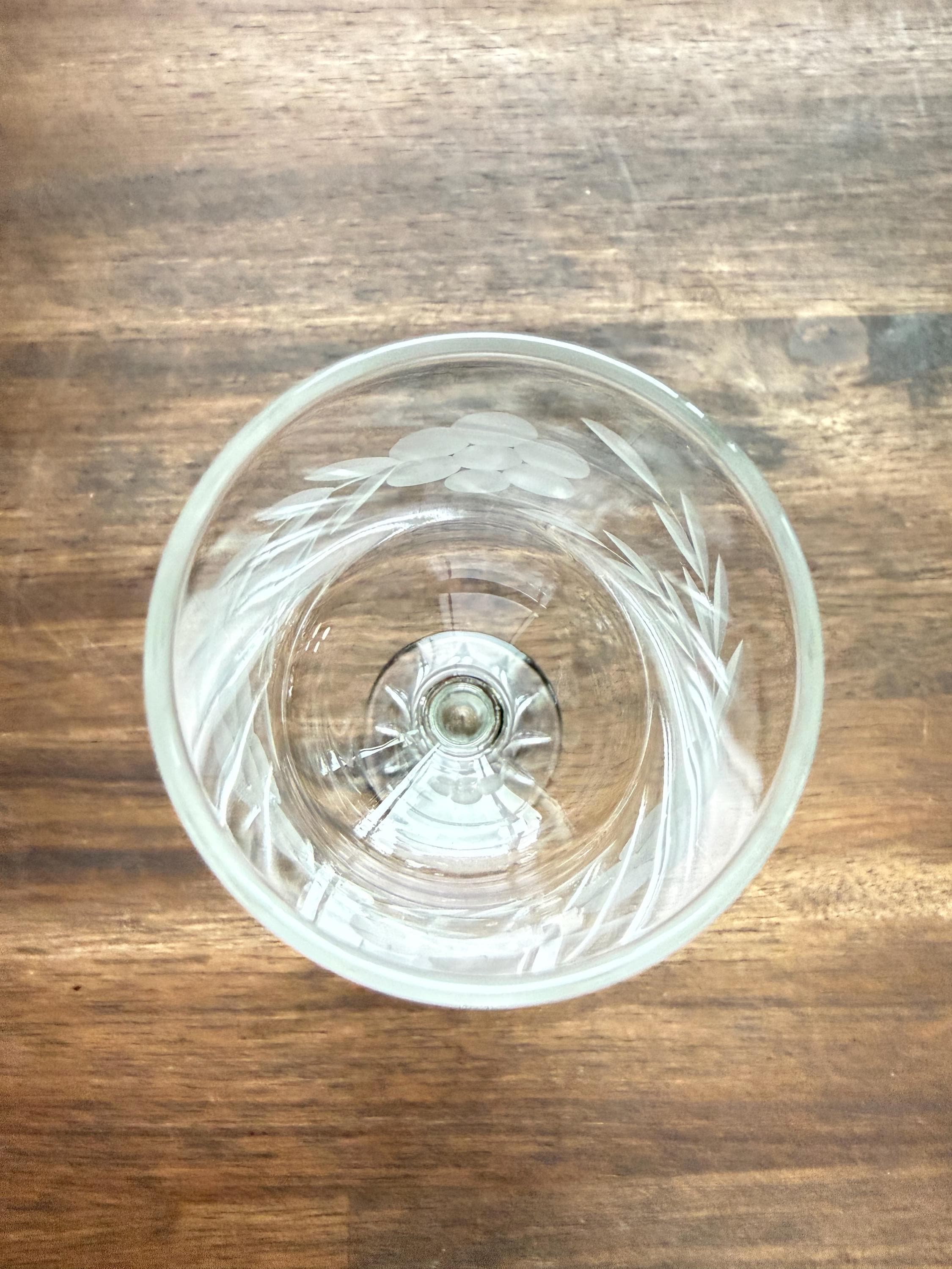 Vintage USSR Etched Crystal Cordial Glasses Set of 4 Soviet Russian Wine Glasses Hand Etched Crystal Barware - Thumbnail 5